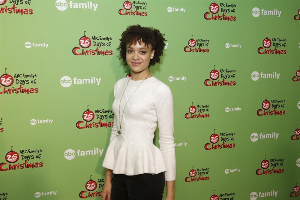 Exclusive: CelebSecrets4U Attends ABC Family’s Winter Wonderland Party!