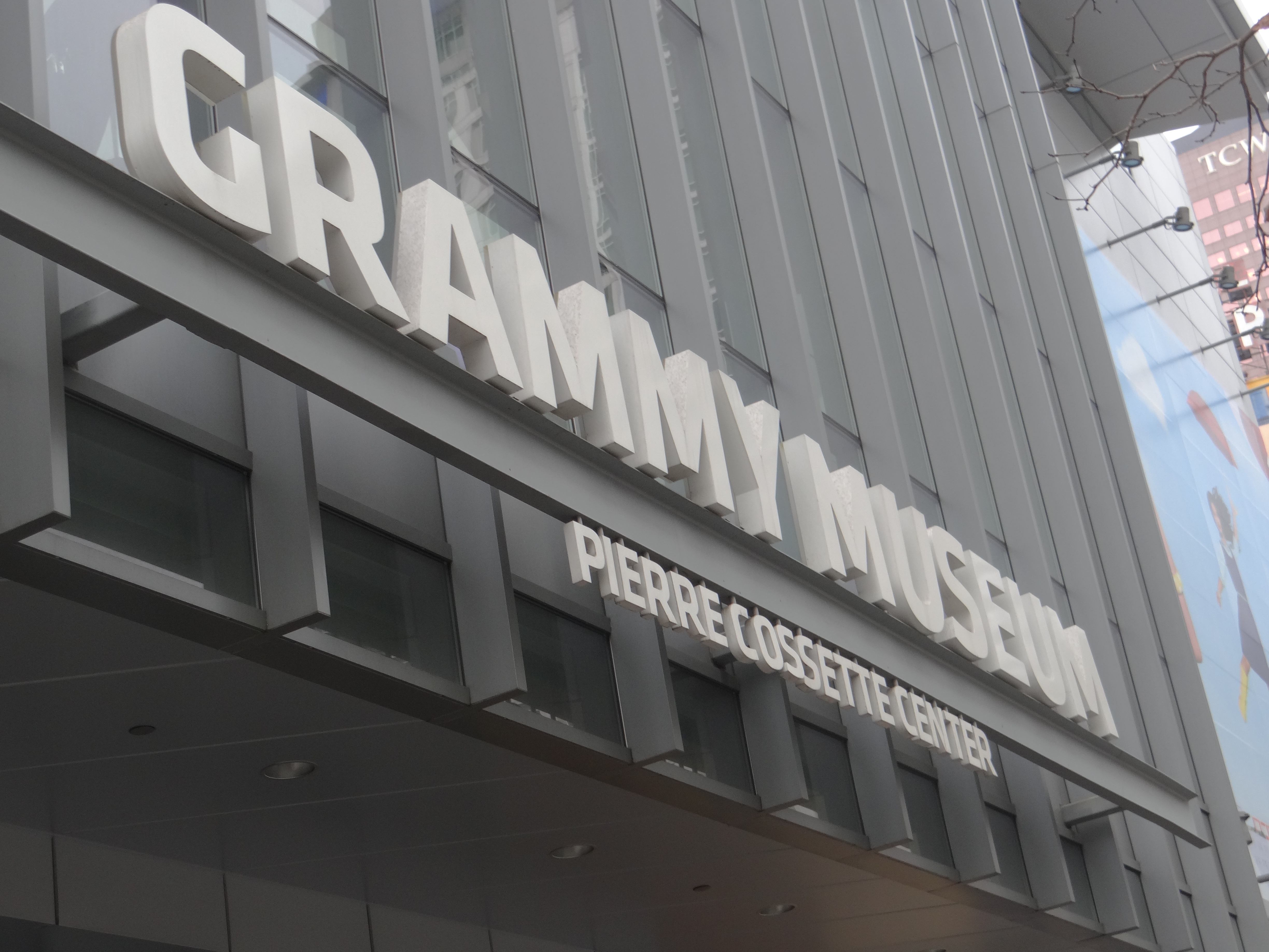 Exclusive: Fifth Harmony Teams Up With Barbie – See the Pics & Videos! (@FifthHarmony @Barbie)