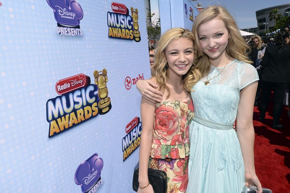 2014 Radio Disney Music Awards – Red Carpet Arrivals! (@RADIODISNEY #RDMAs)
