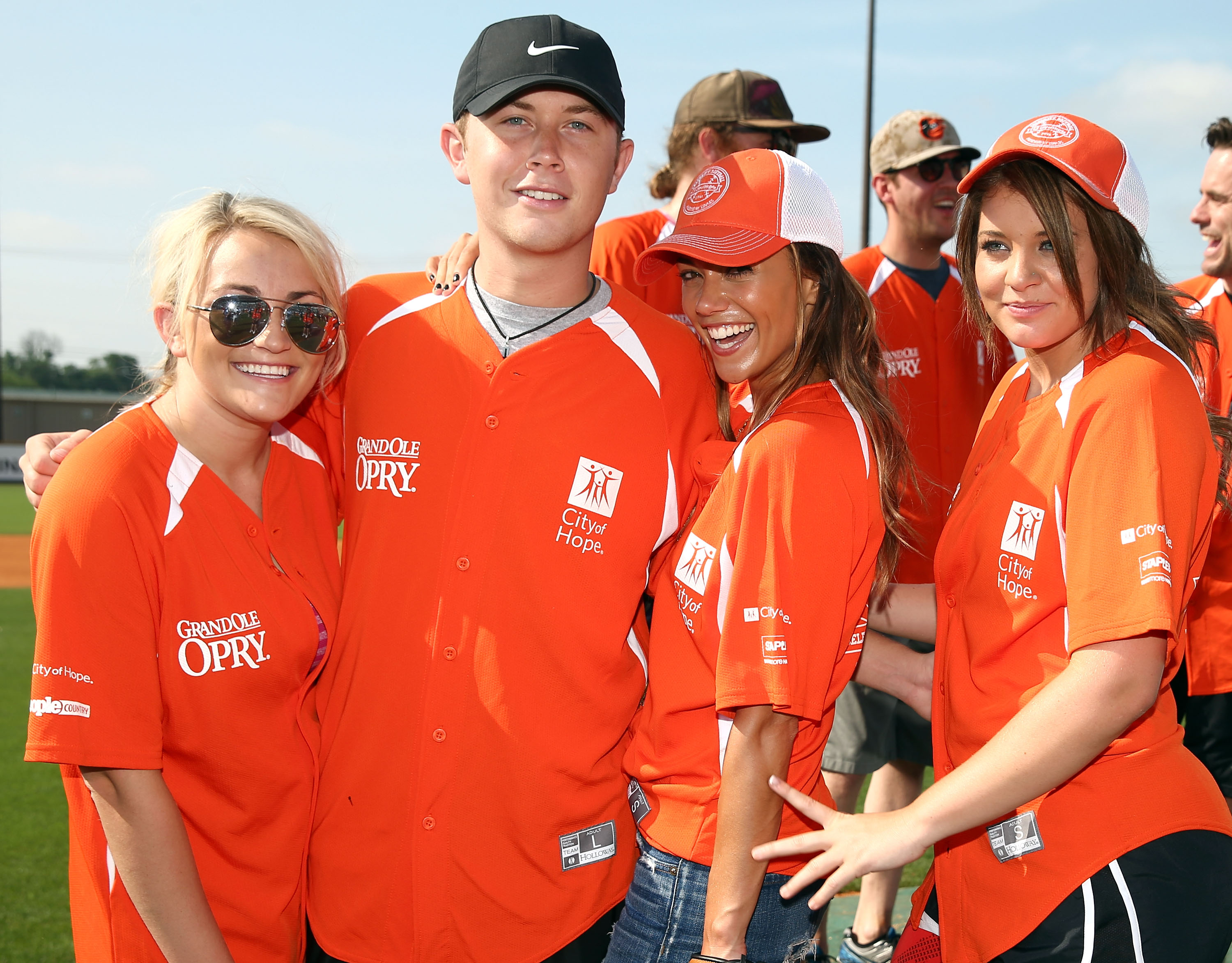 Florida Georgia Line, Danielle Bradbery, Jamie Lynn Spears & More Play Softball at CMA Fest