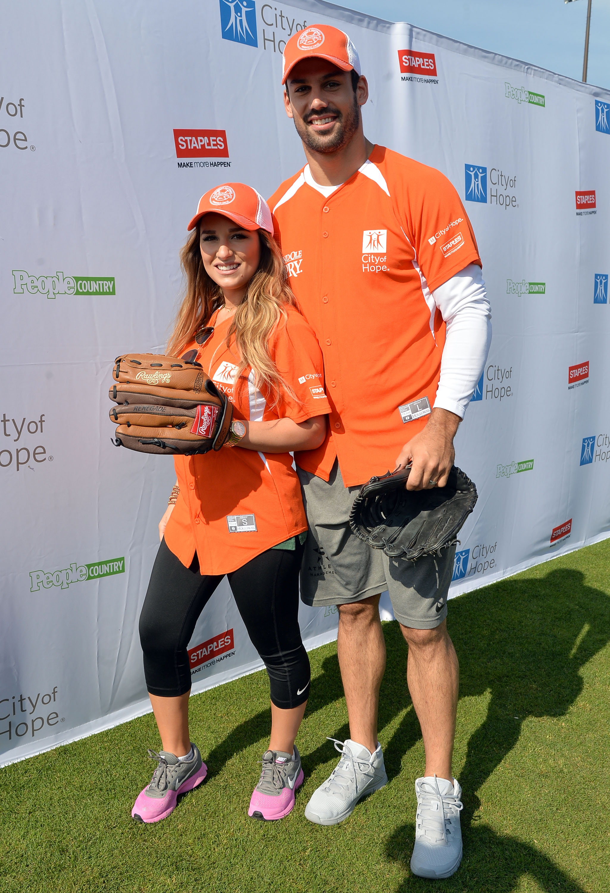 Florida Georgia Line, Danielle Bradbery, Jamie Lynn Spears & More Play Softball at CMA Fest