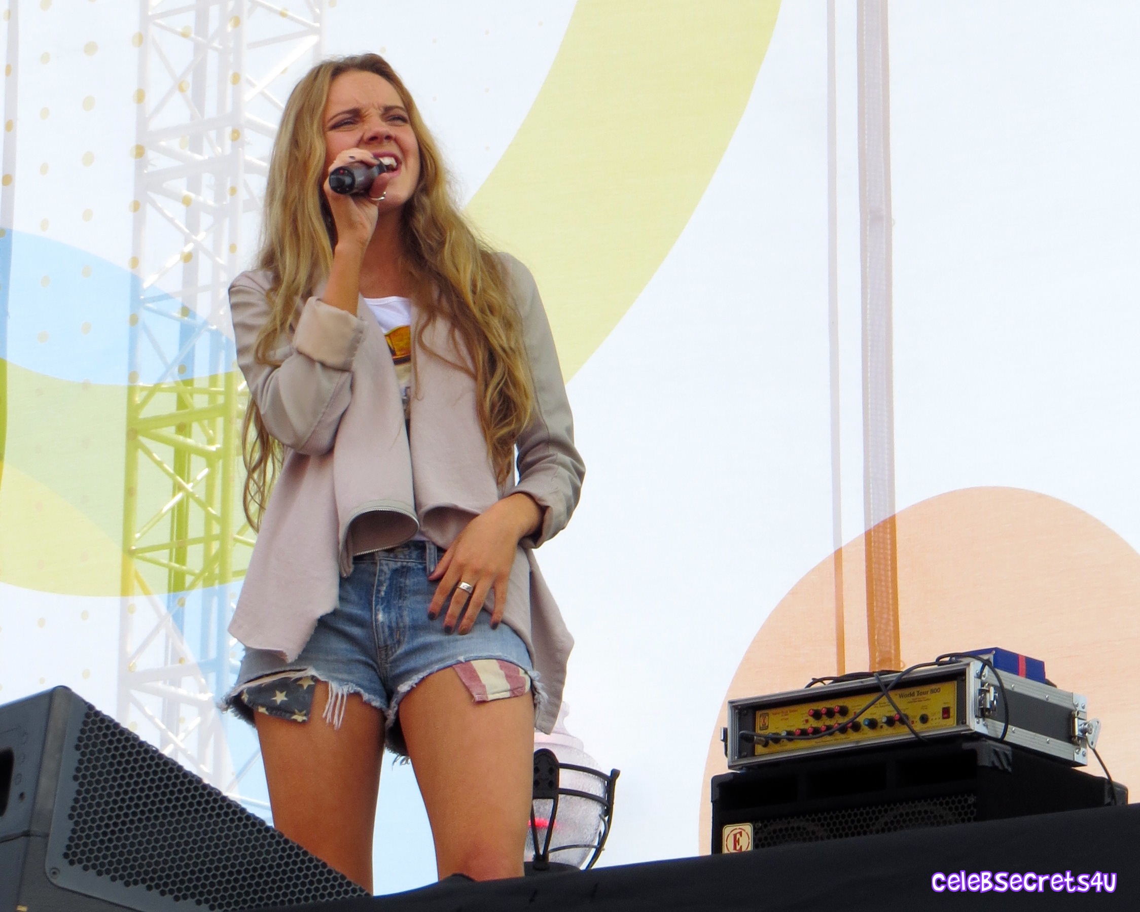 Danielle Bradbery: Chevy Riverfront Stage at CMA Fest! (Photos & Videos) @dbradbery