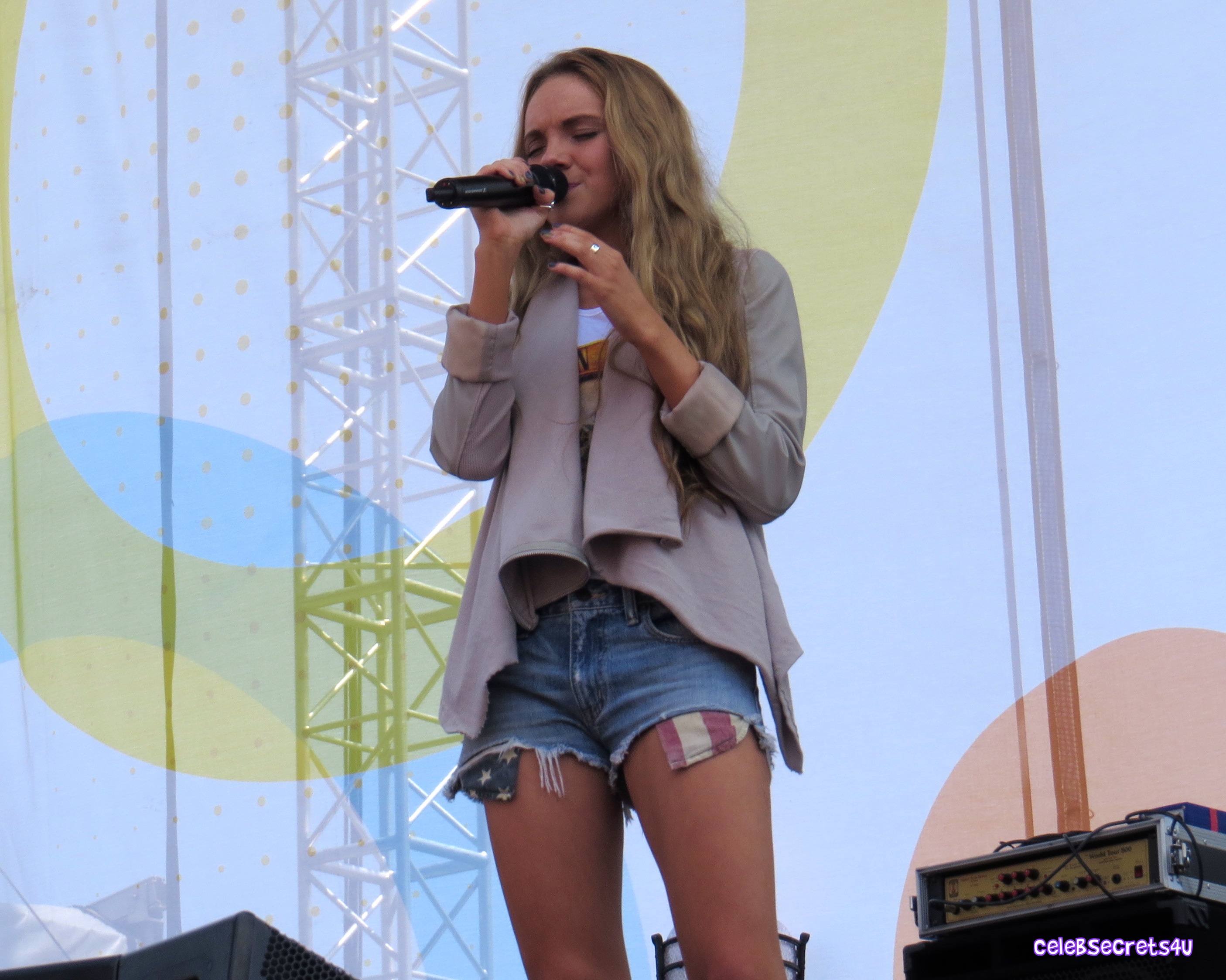 Danielle Bradbery: Chevy Riverfront Stage at CMA Fest! (Photos & Videos) @dbradbery