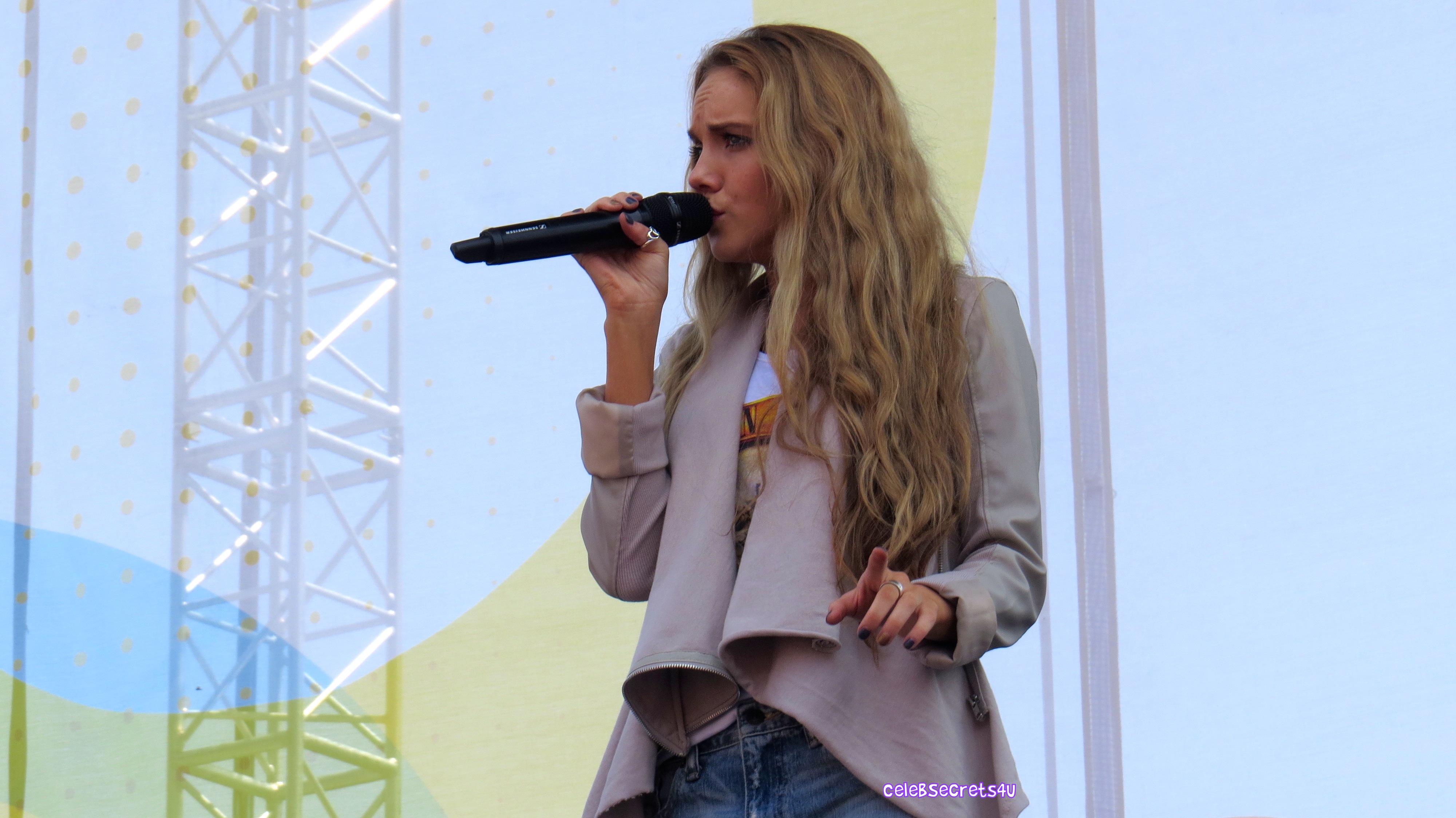 Danielle Bradbery: Chevy Riverfront Stage at CMA Fest! (Photos & Videos) @dbradbery