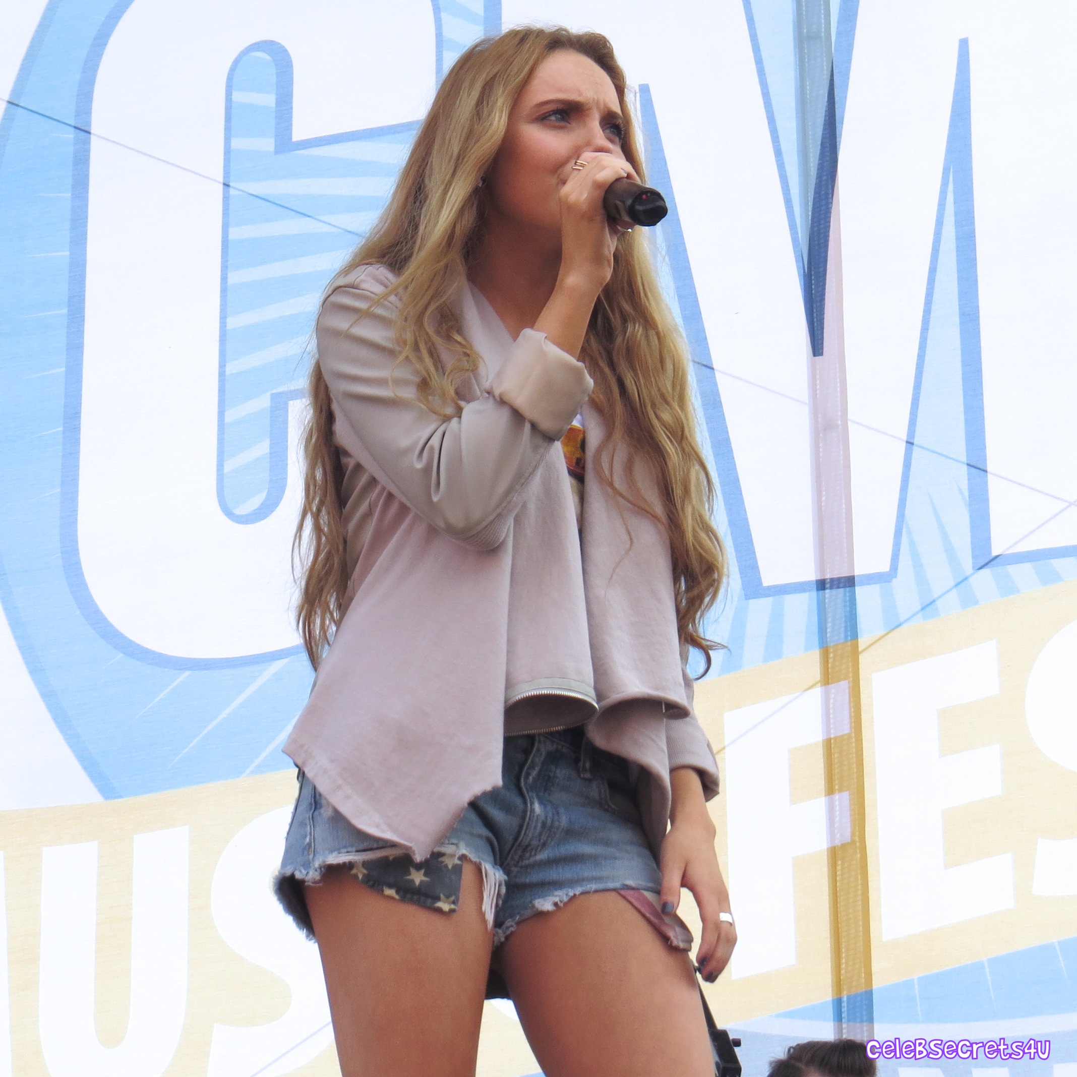 Danielle Bradbery: Chevy Riverfront Stage at CMA Fest! (Photos & Videos) @dbradbery