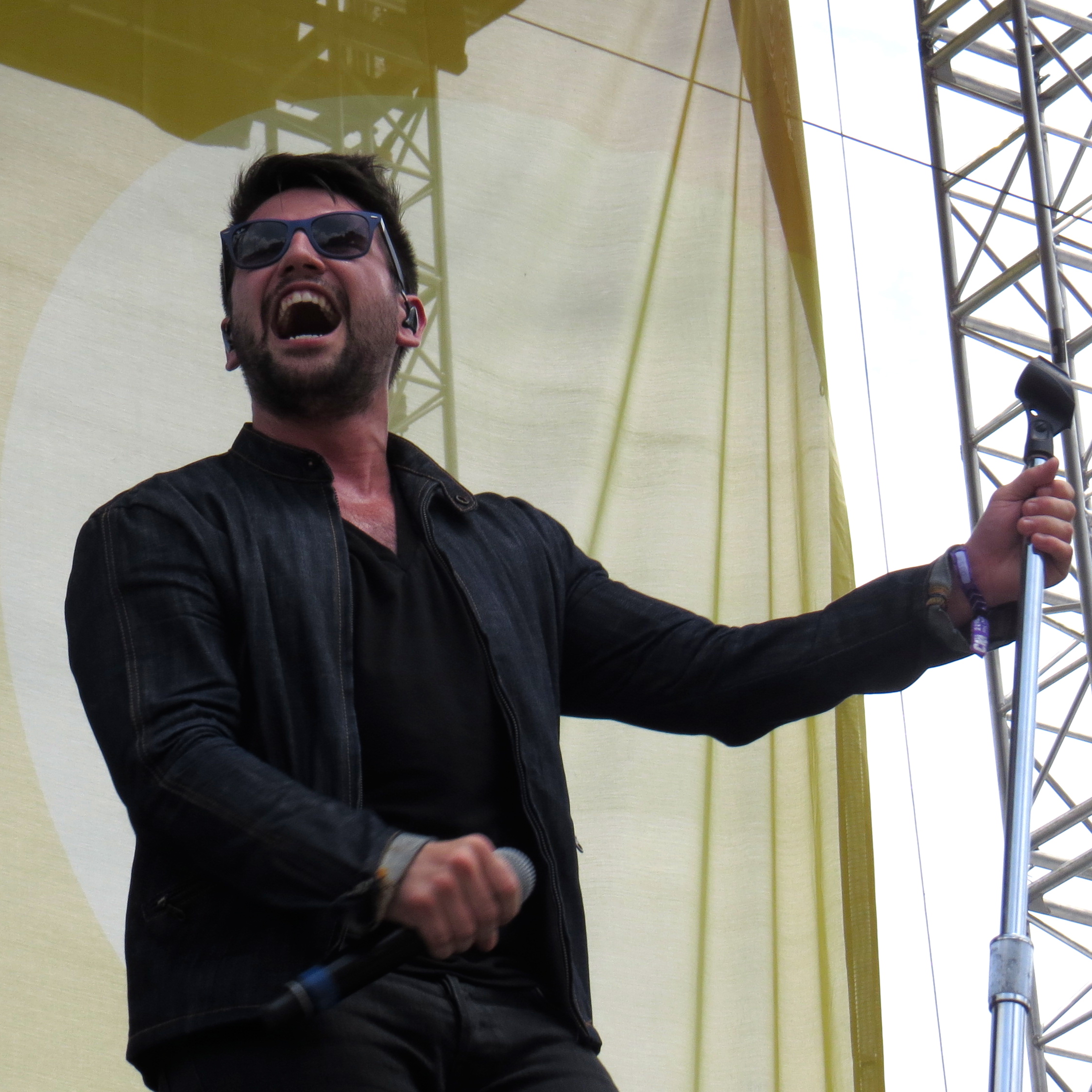 Dan + Shay: Chevrolet Riverfront Stage at CMA Fest! (@DanAndShay)