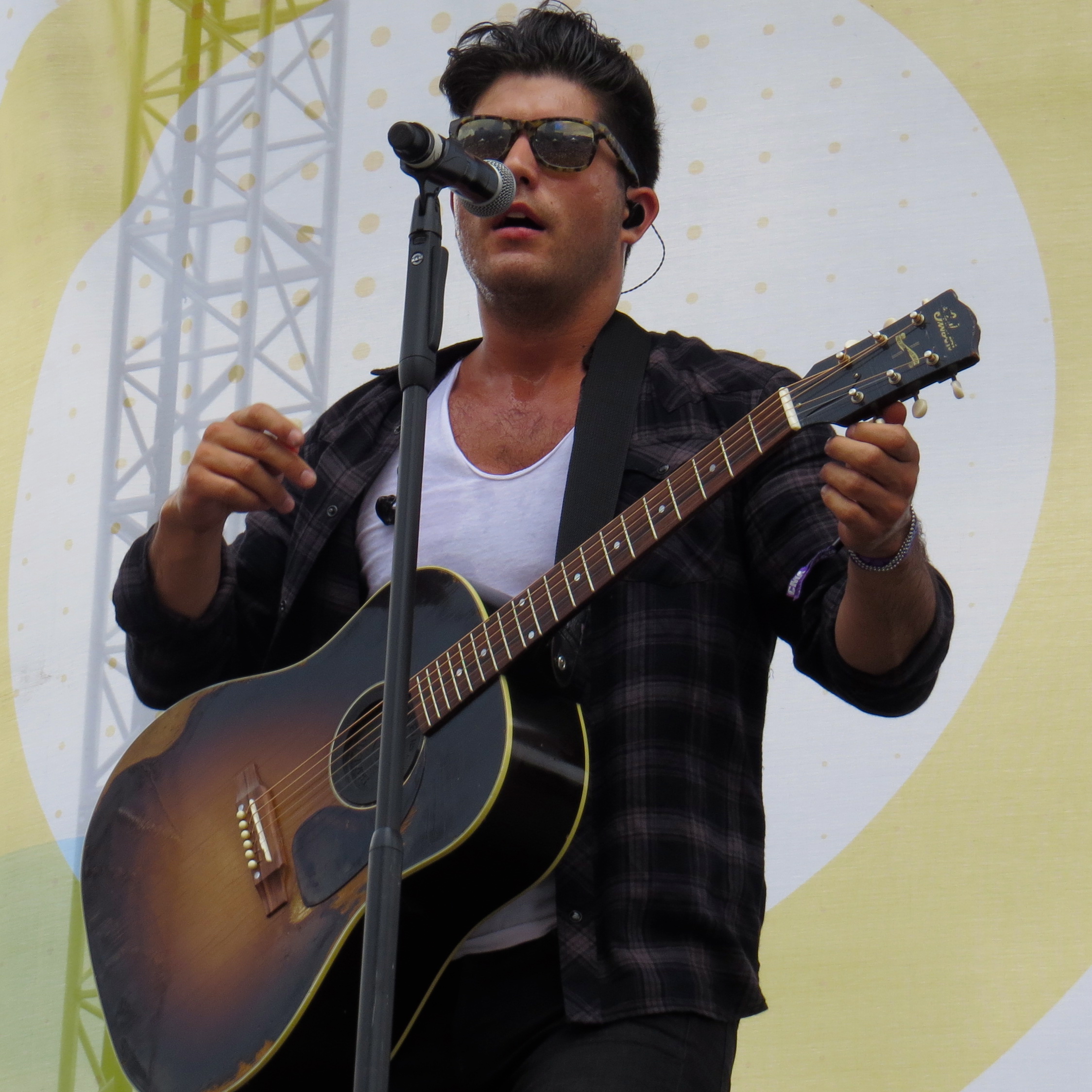 Dan + Shay: Chevrolet Riverfront Stage at CMA Fest! (@DanAndShay)