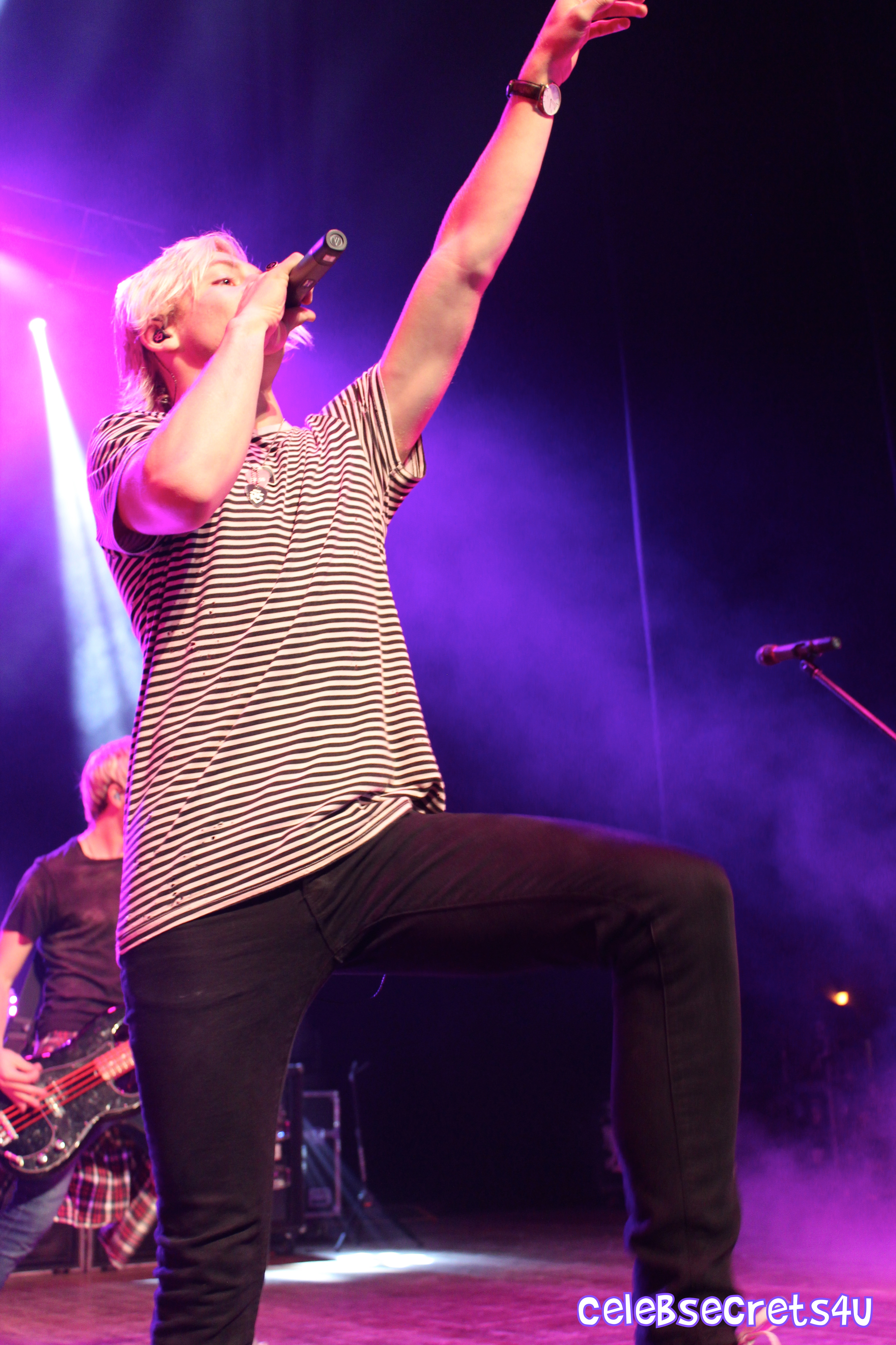 Show Review: R5 “Louder” World Tour (@officialR5 #R5Family)