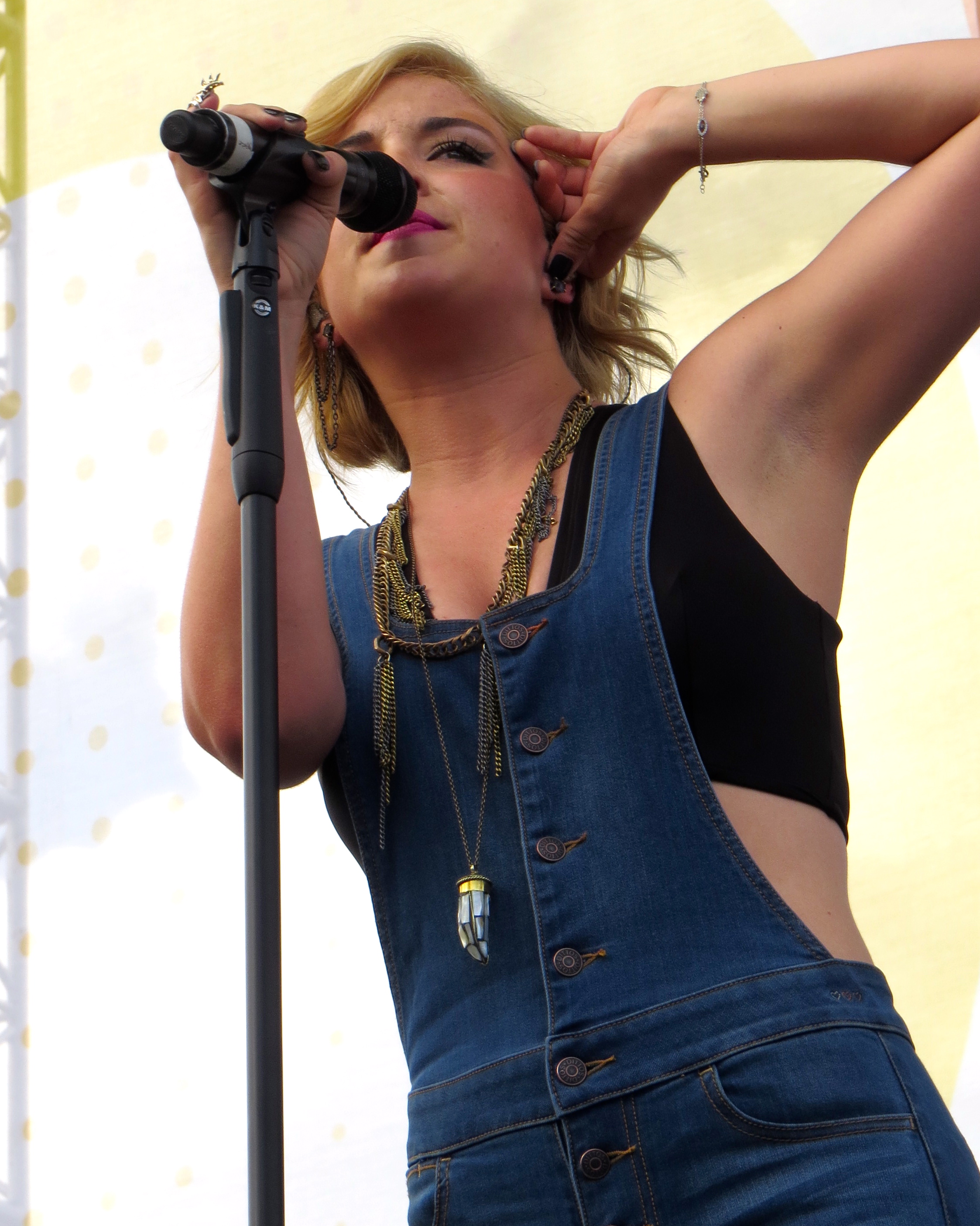Maggie Rose: Chevrolet Riverfront Stage at CMA Fest! (@IAmMaggieRose)