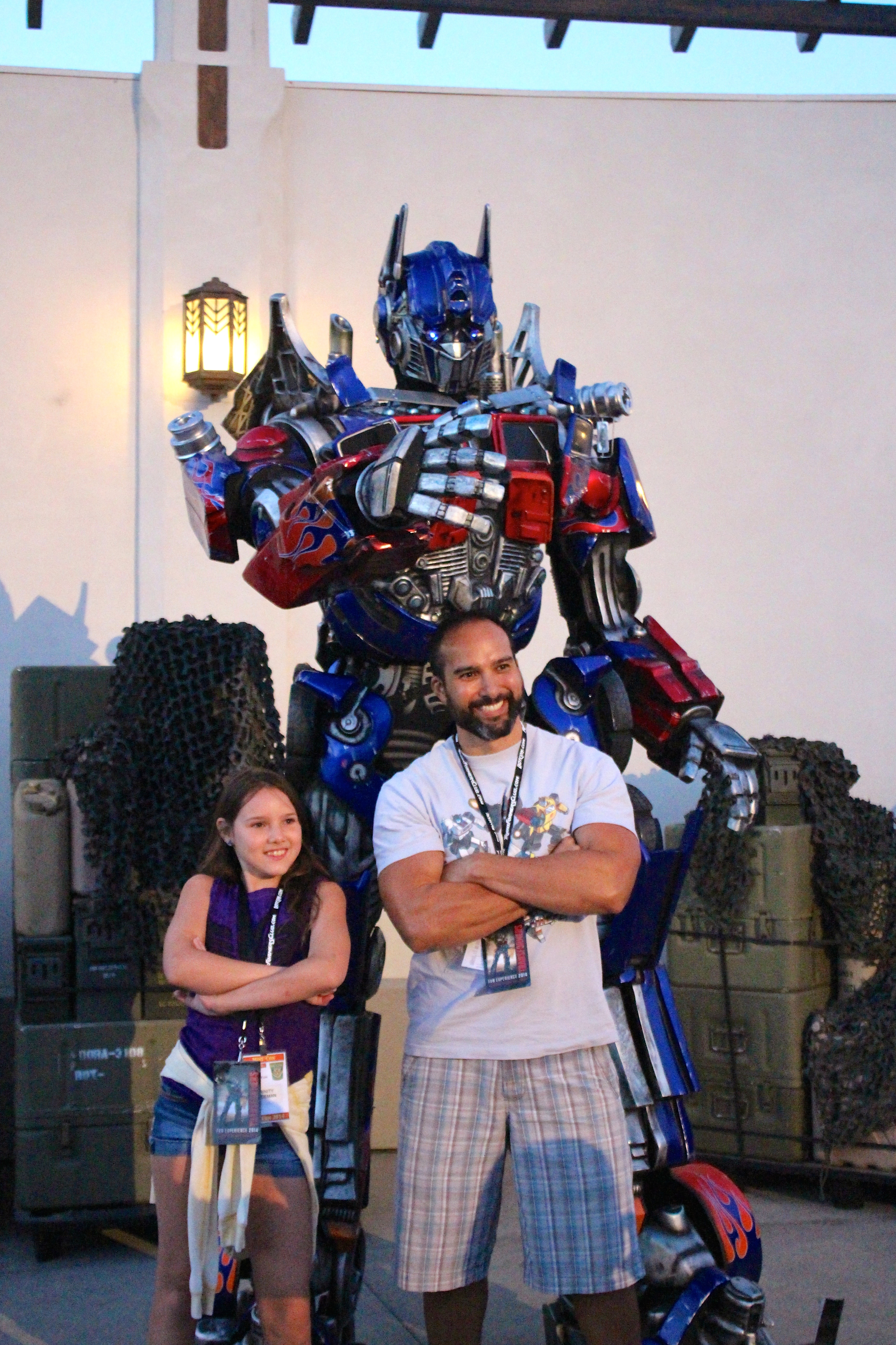 Exclusive: CS4U Attends The 2014 Transformers Fan Experience (@unistudios)