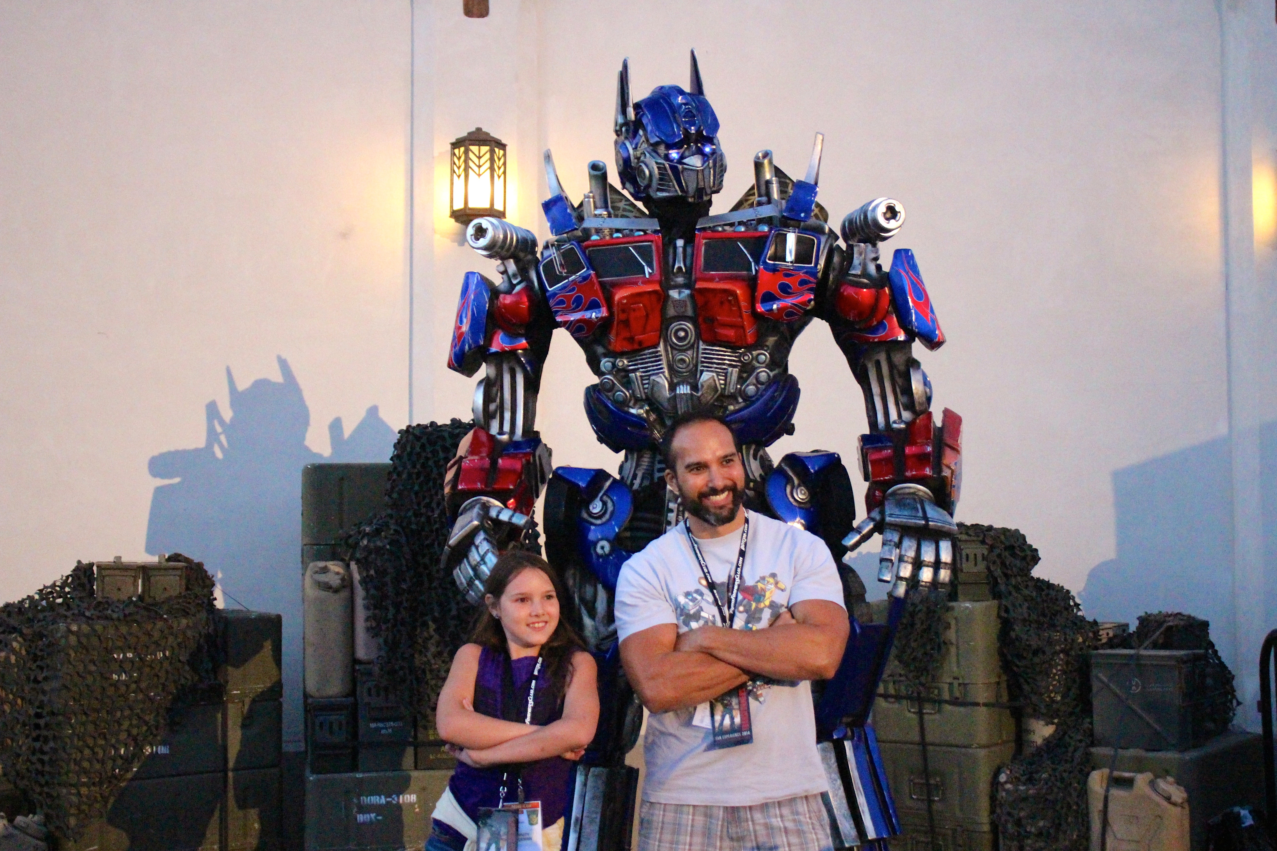 Exclusive: CS4U Attends The 2014 Transformers Fan Experience (@unistudios)