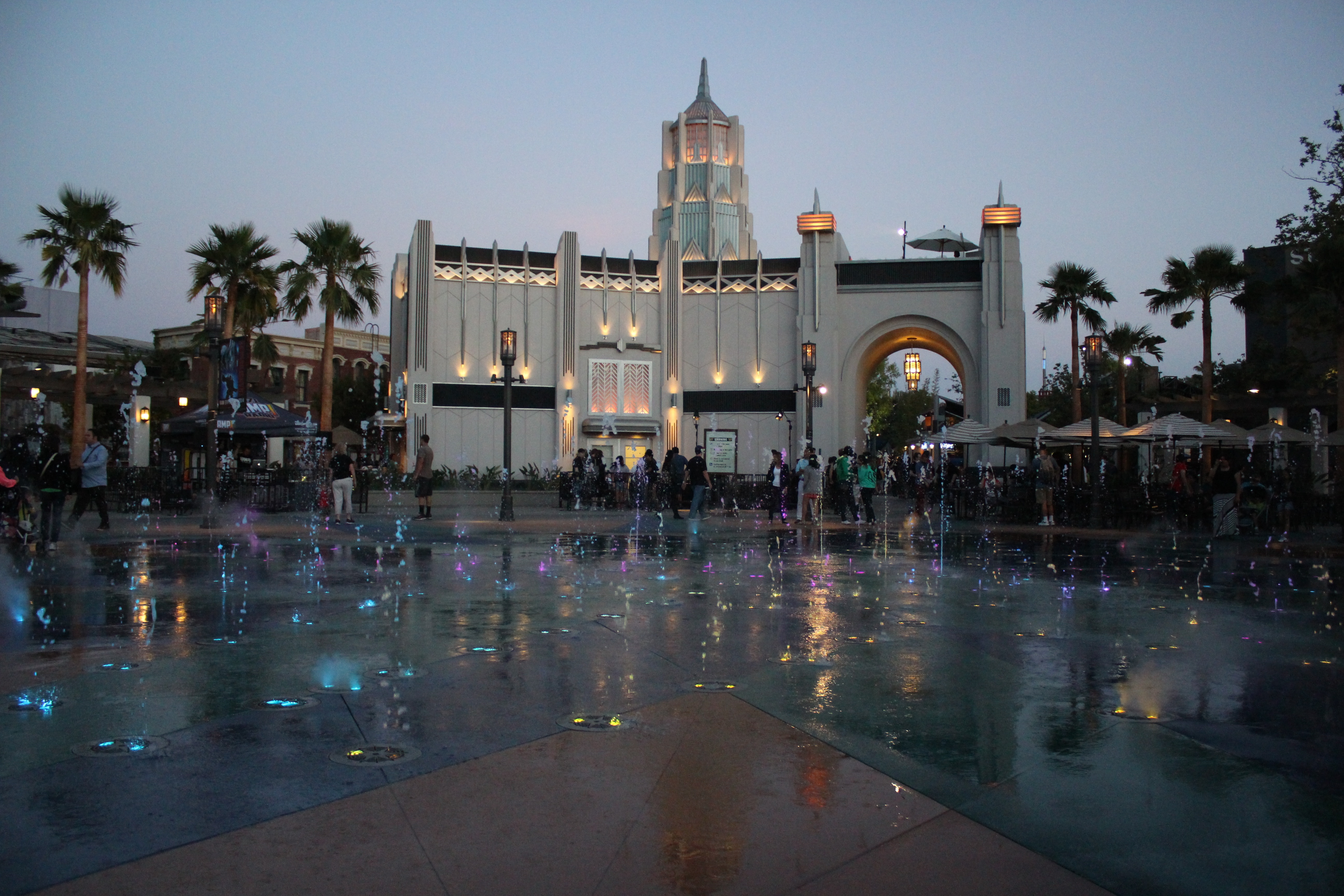 Exclusive: CS4U Attends The 2014 Transformers Fan Experience (@unistudios)