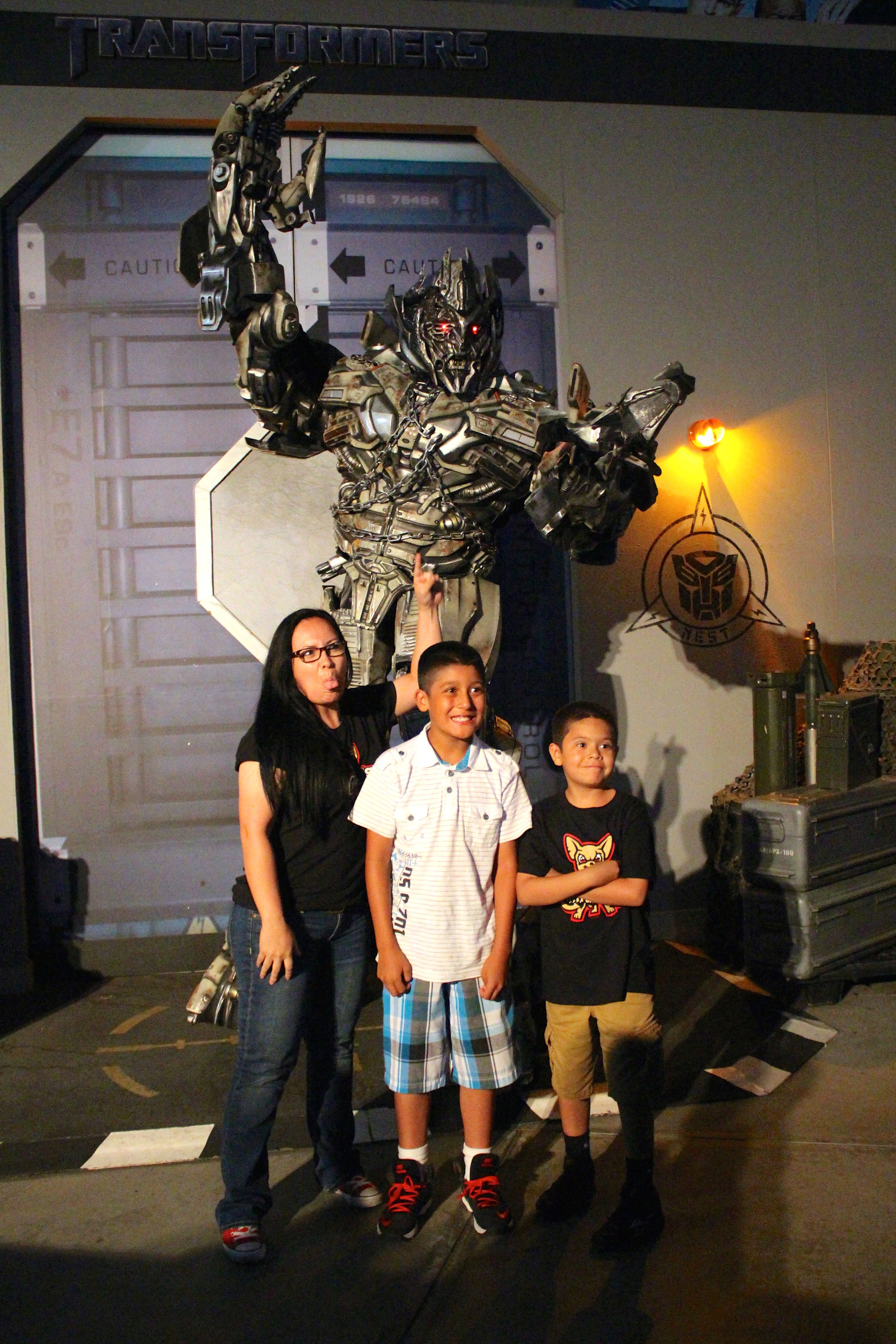 Exclusive: CS4U Attends The 2014 Transformers Fan Experience (@unistudios)