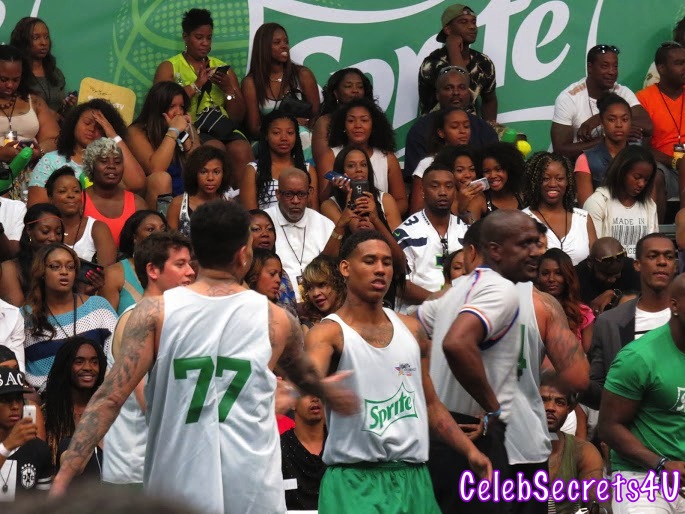 Justin Bieber & Chris Brown: BET Experience Celebrity Basketball Game – See the Photos!