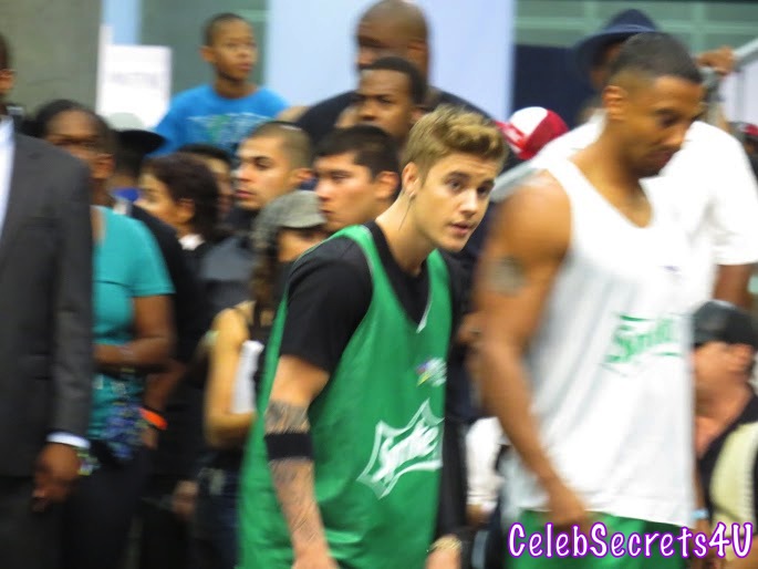 Justin Bieber & Chris Brown: BET Experience Celebrity Basketball Game – See the Photos!