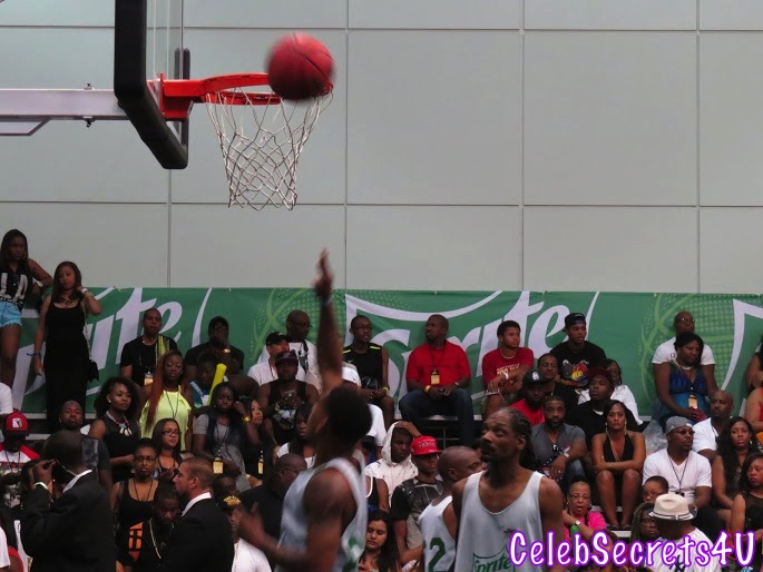 Justin Bieber & Chris Brown: BET Experience Celebrity Basketball Game – See the Photos!