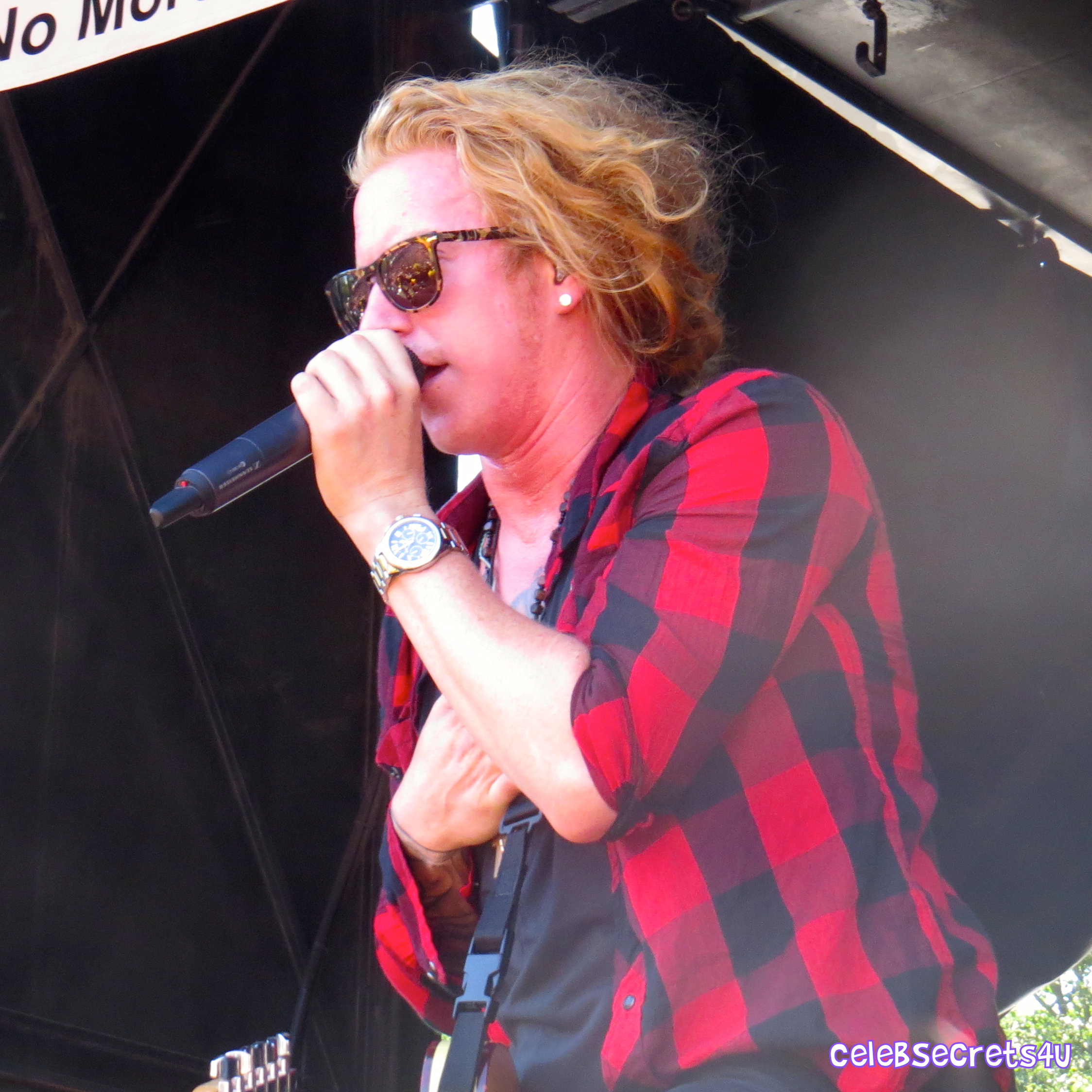 Warped Wednesday: CelebSecrets4U Chats with We The Kings’ Travis Clark