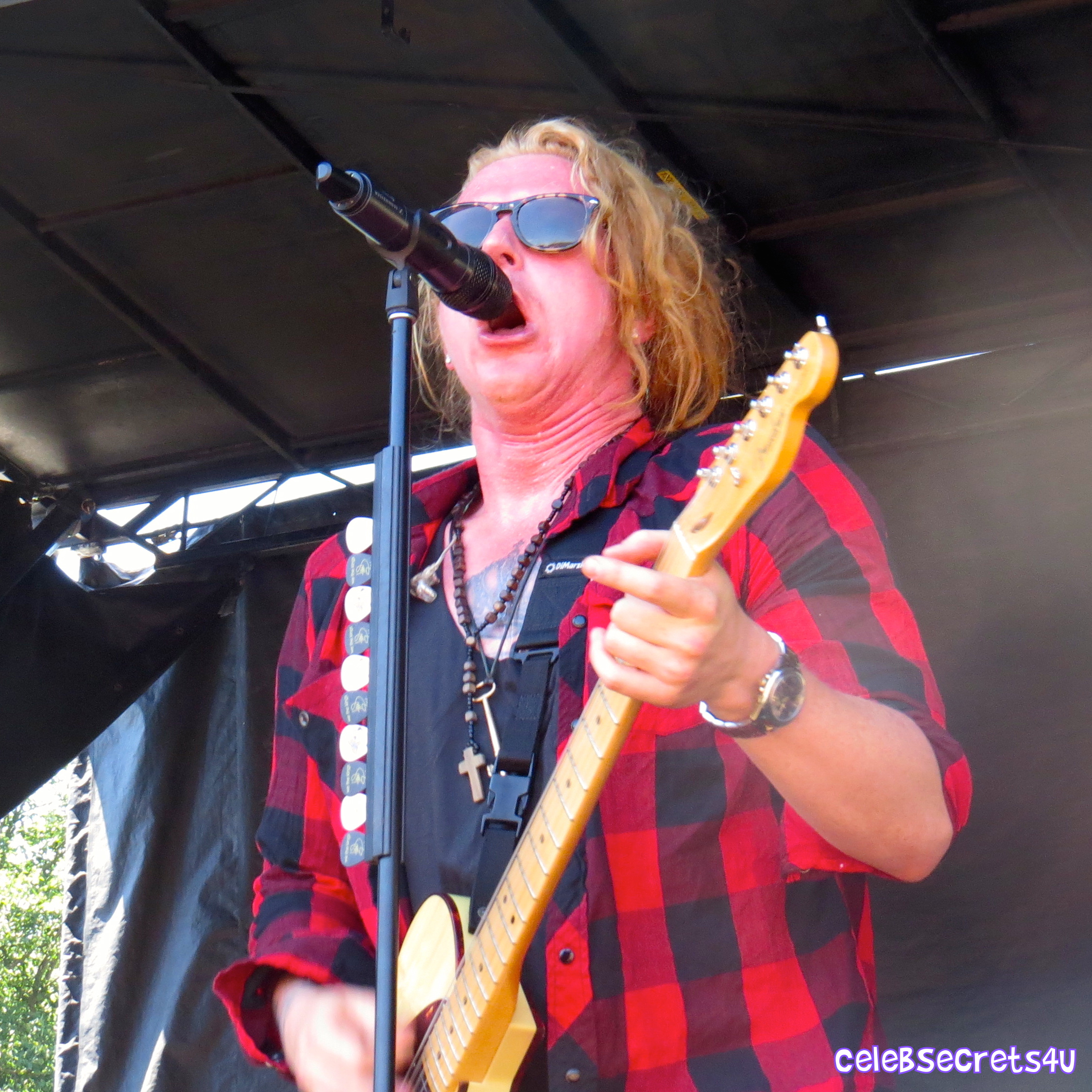 Warped Wednesday: CelebSecrets4U Chats with We The Kings’ Travis Clark