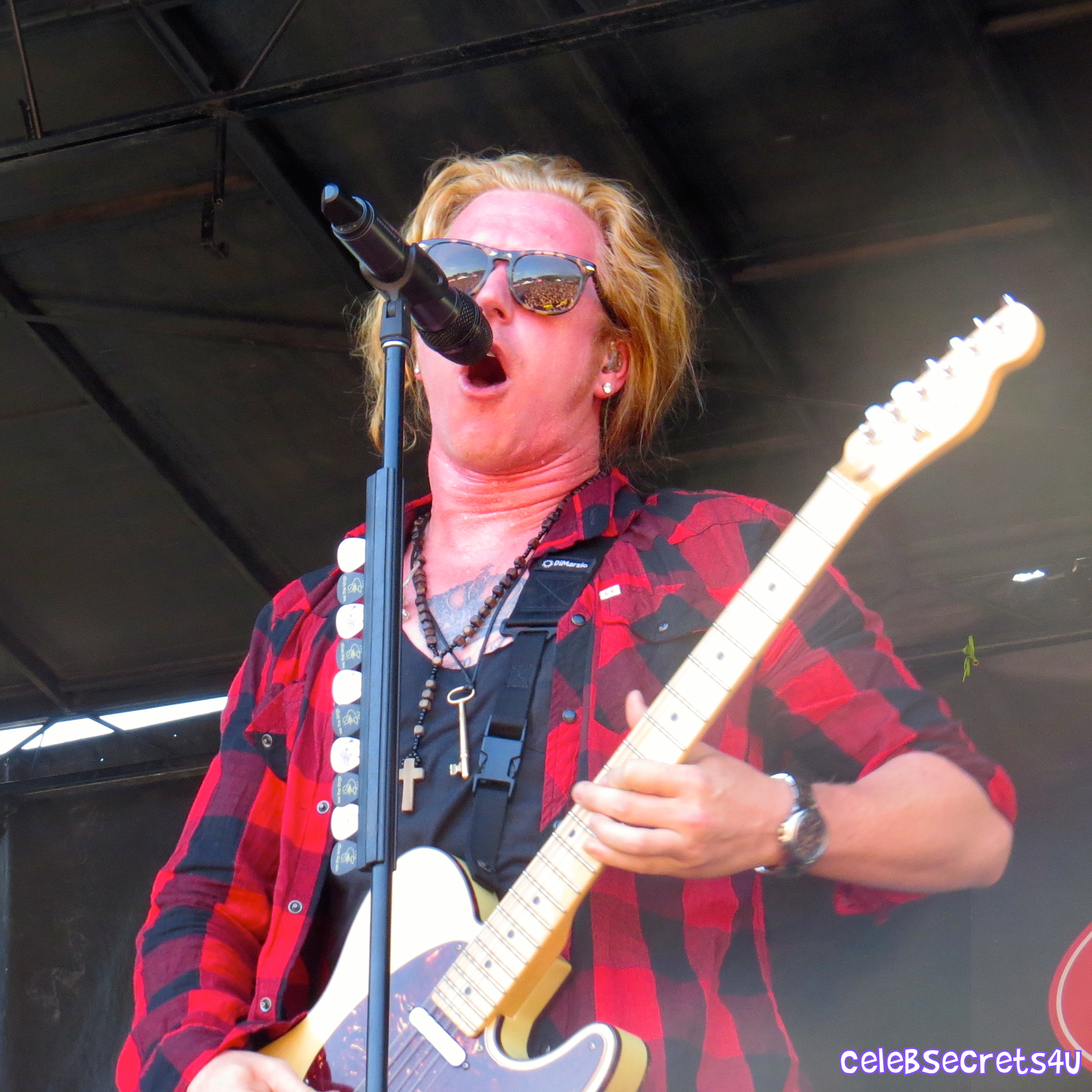 Warped Wednesday: CelebSecrets4U Chats with We The Kings’ Travis Clark