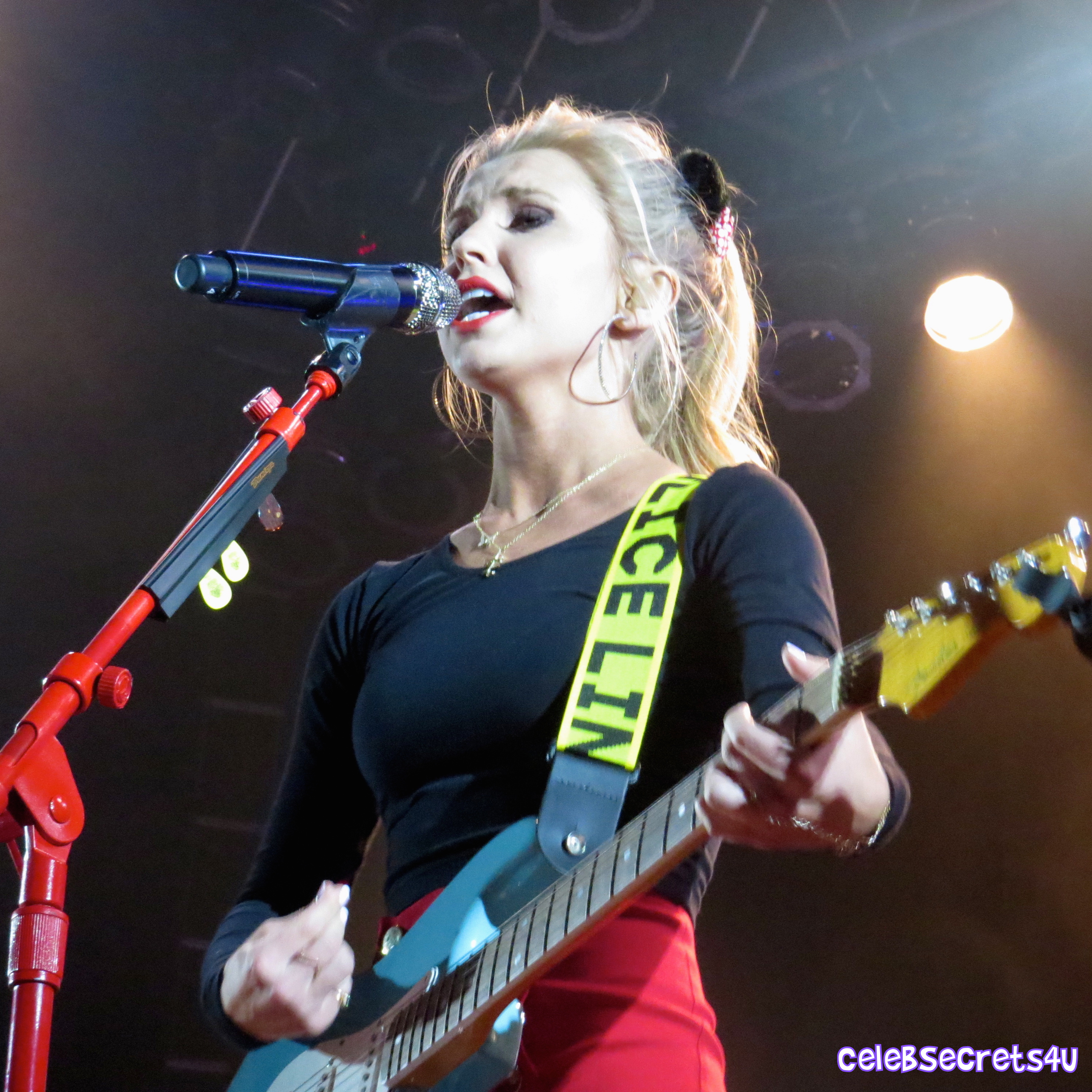 Show Review: MKTO “The American Dream” Tour (@WeAreMKTO @TiffanyHoughton @ActionItemBand)