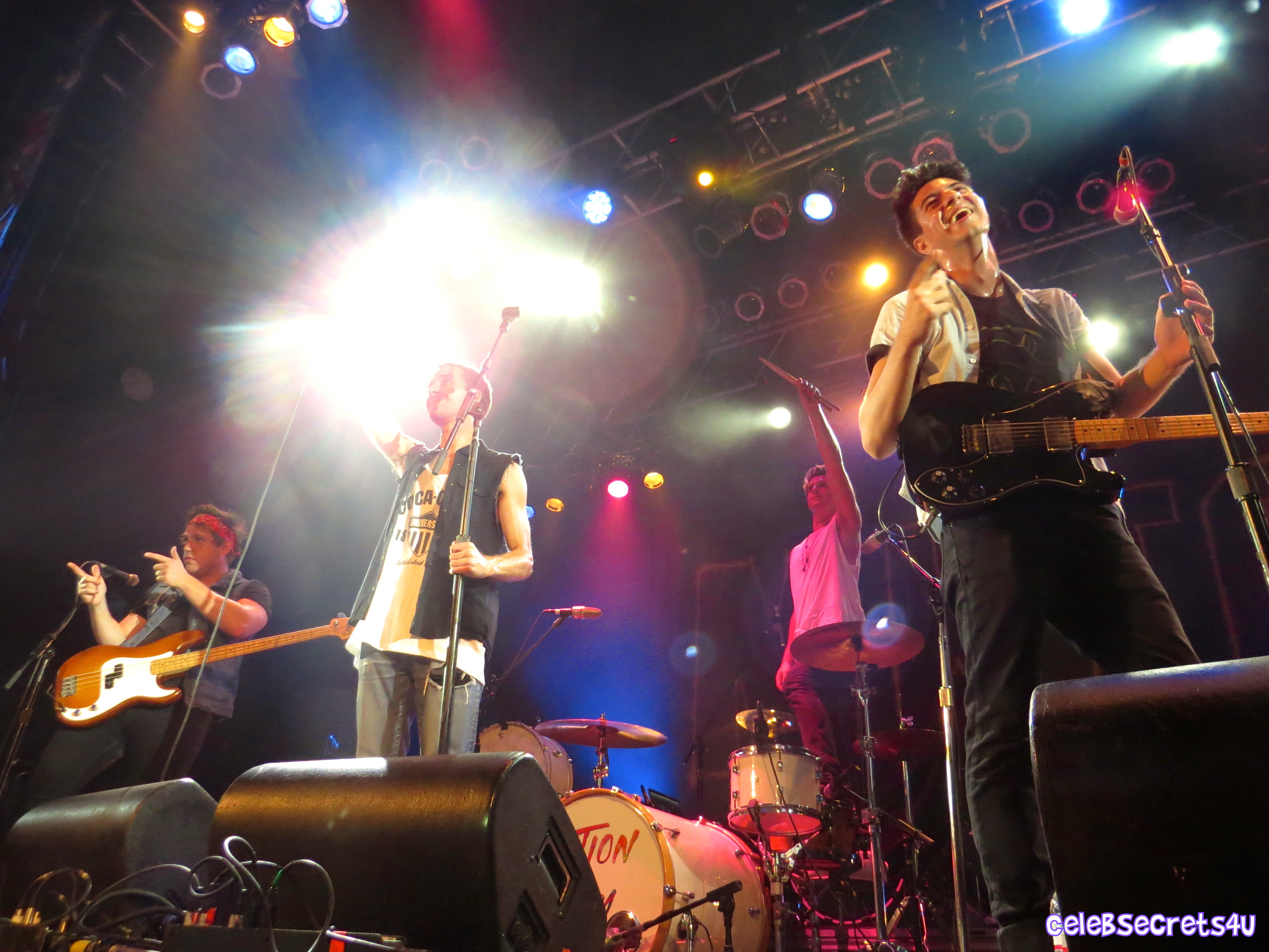 Show Review: MKTO “The American Dream” Tour (@WeAreMKTO @TiffanyHoughton @ActionItemBand)