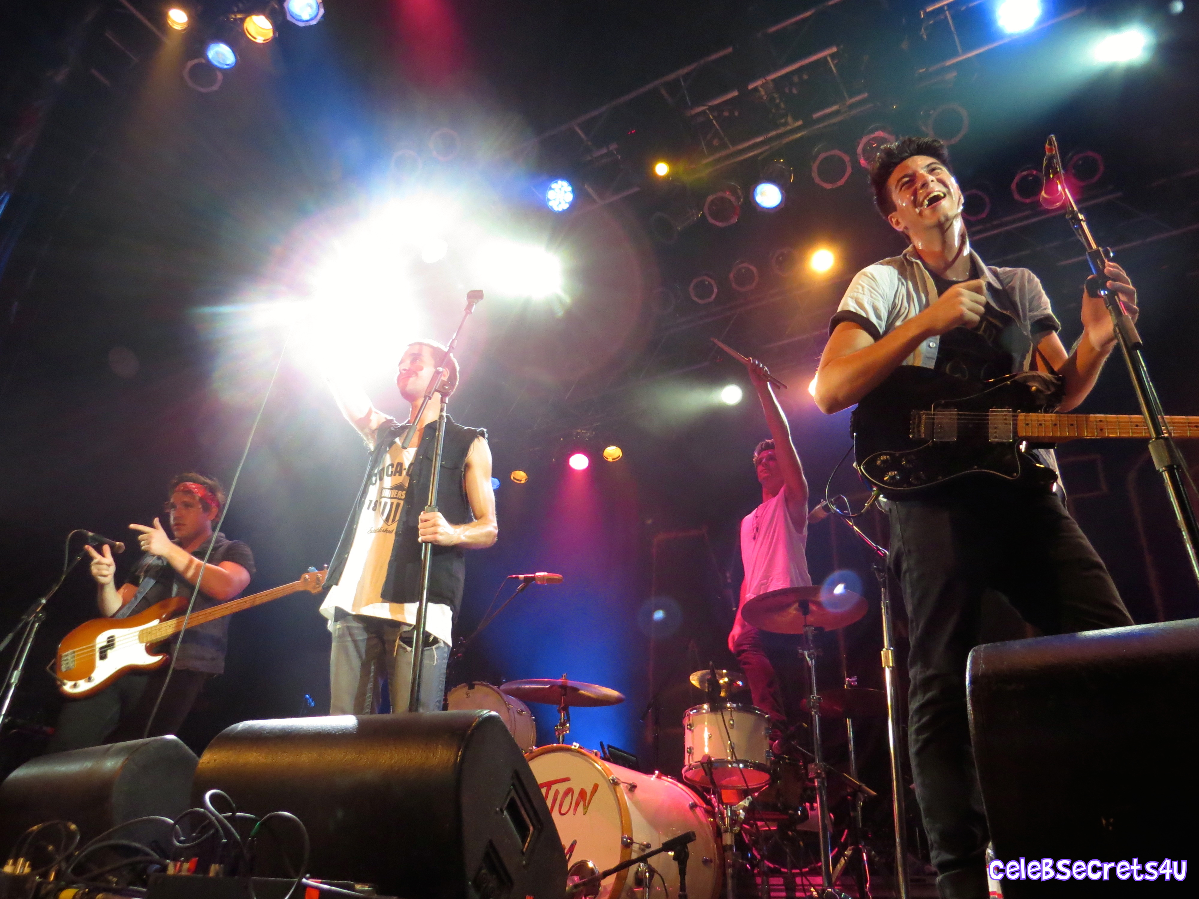 Show Review: MKTO “The American Dream” Tour (@WeAreMKTO @TiffanyHoughton @ActionItemBand)