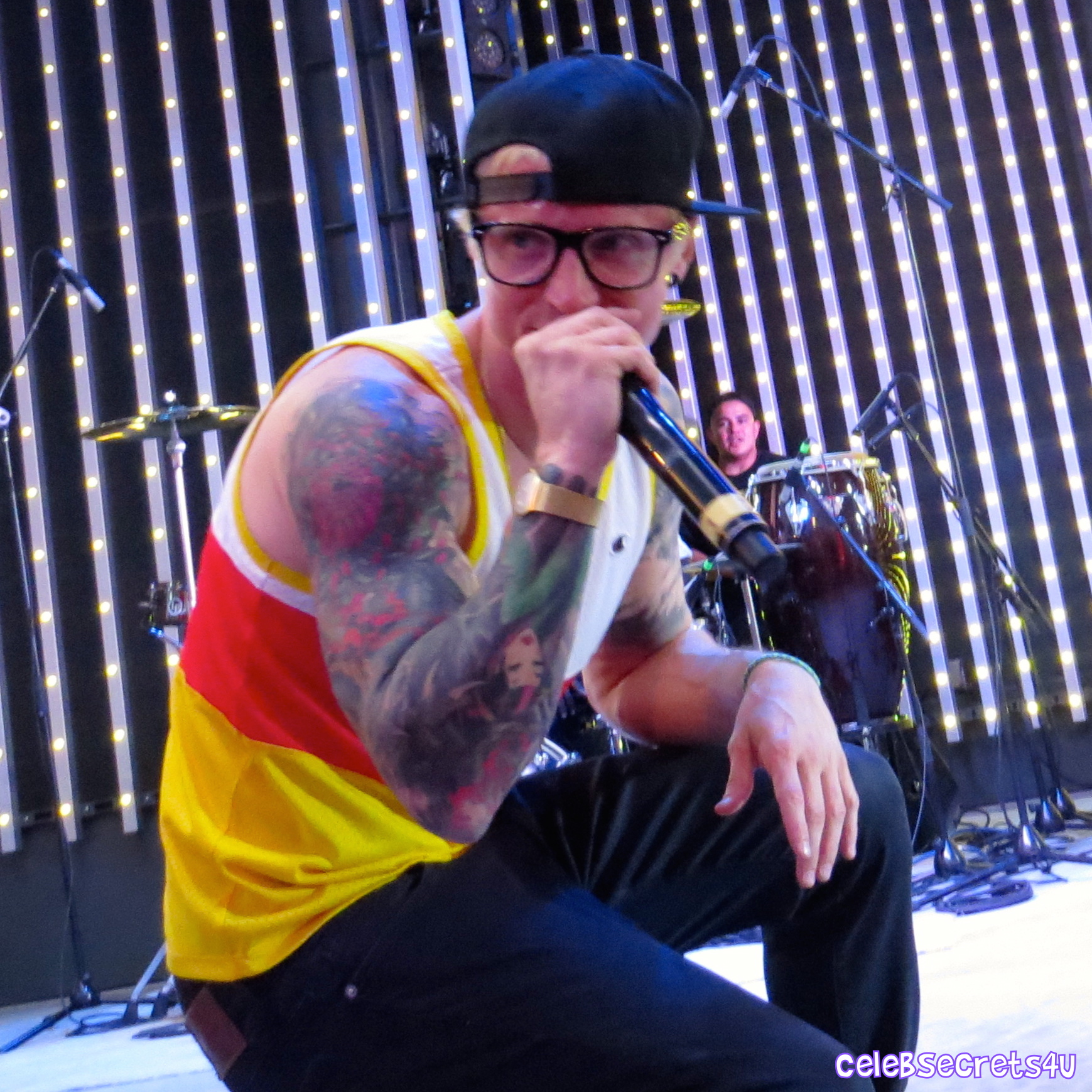 Kalin and Myles Headline 5 Towers On Universal CityWalk (Exclusive!) |@KalinAndMyles