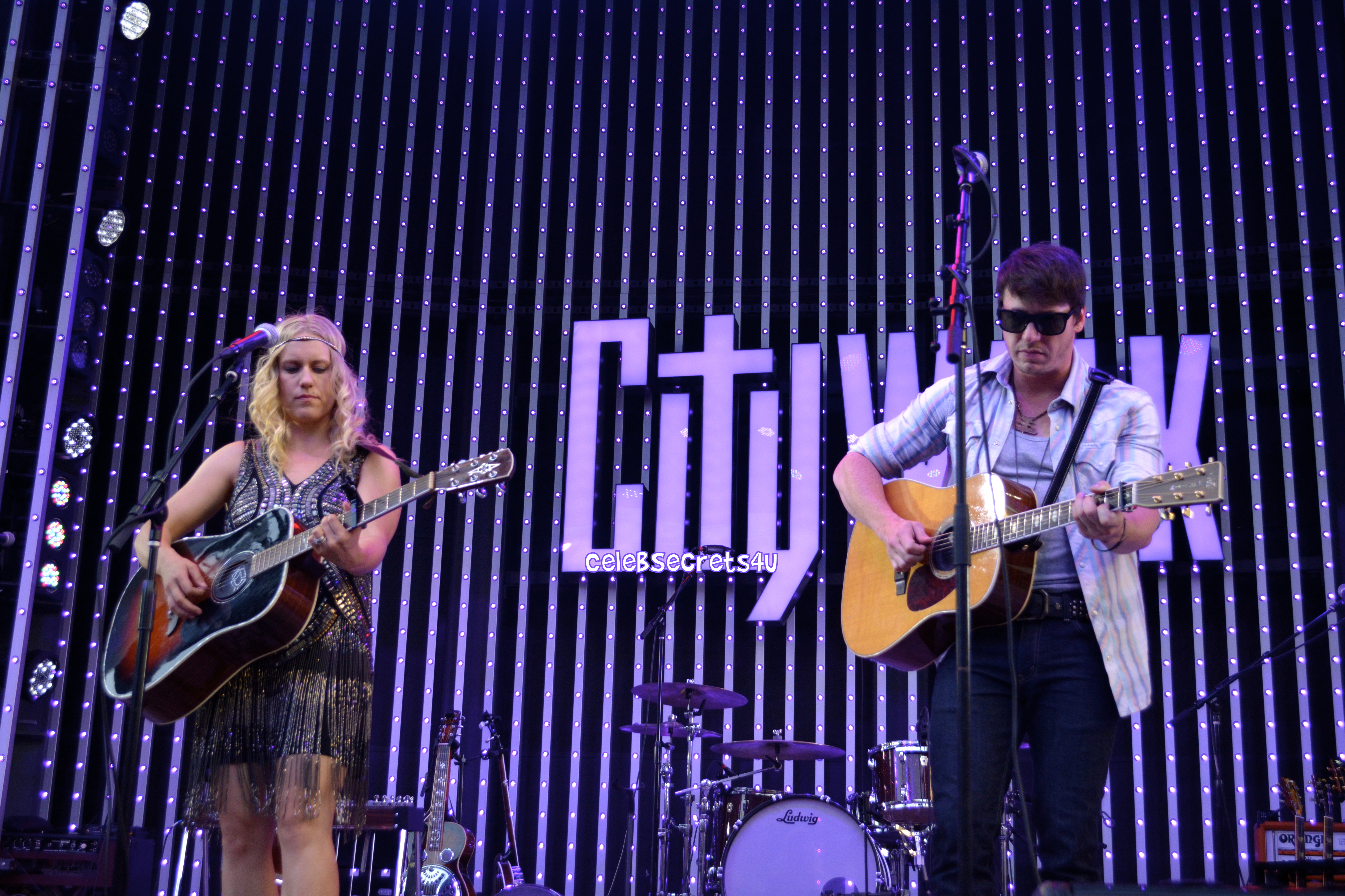 Jana Kramer and American Young Take Over 5 Towers at CityWalk! (@kramergirl)