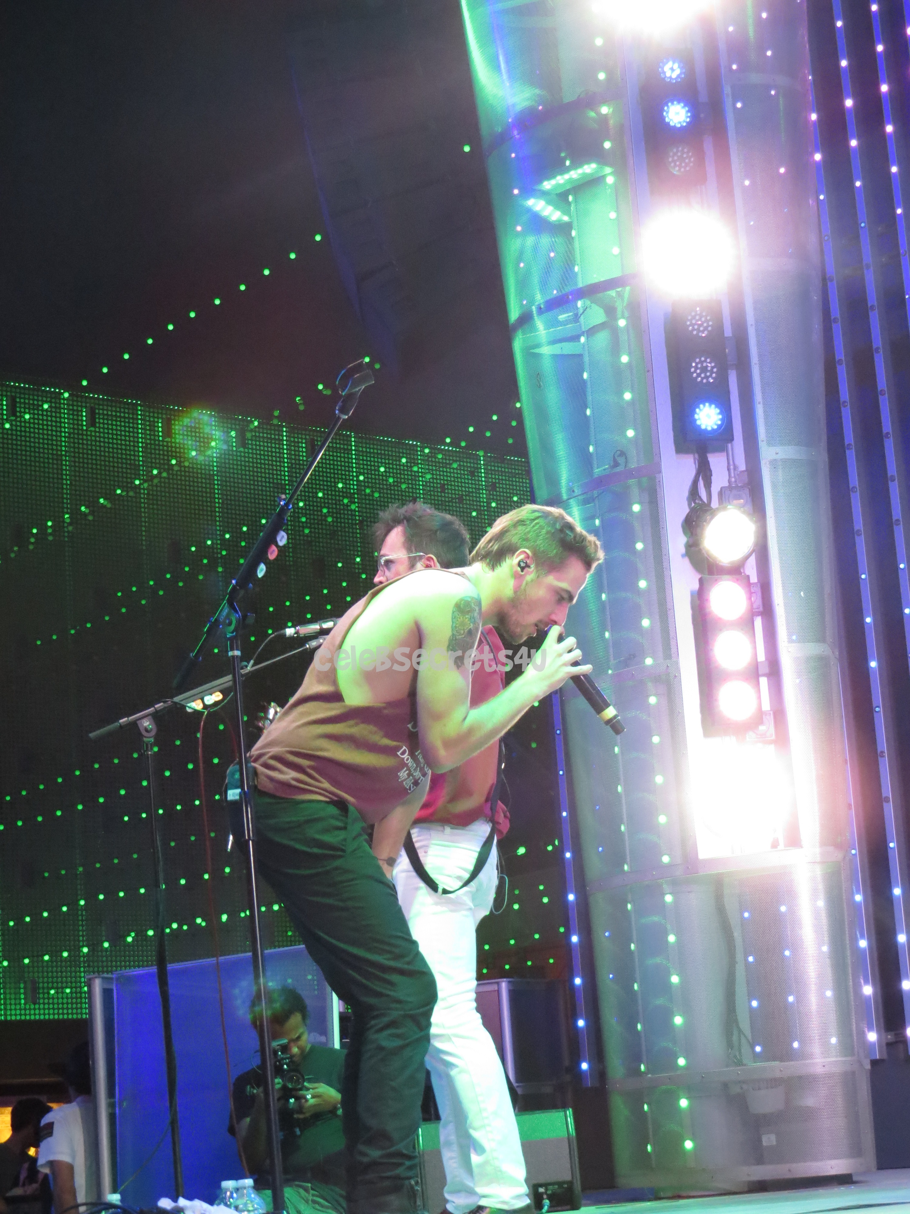 Heffron Drive Perform at CityWalk & Talks New Album, Tour & Secrets (@HeffronDrive)