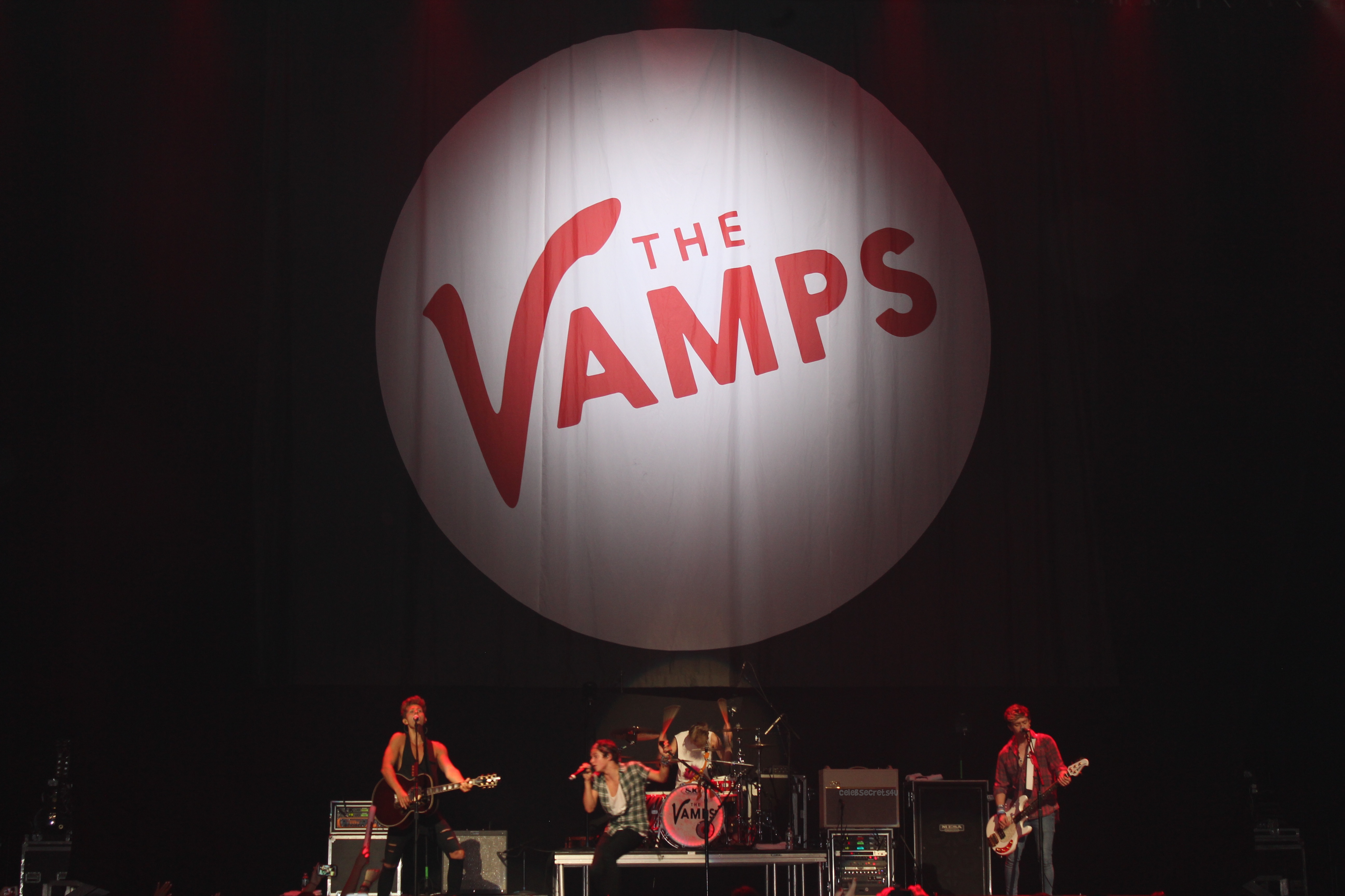 Show Review: Austin Mahone Live! Tour with The Vamps, Fifth Harmony & Shawn Mendes