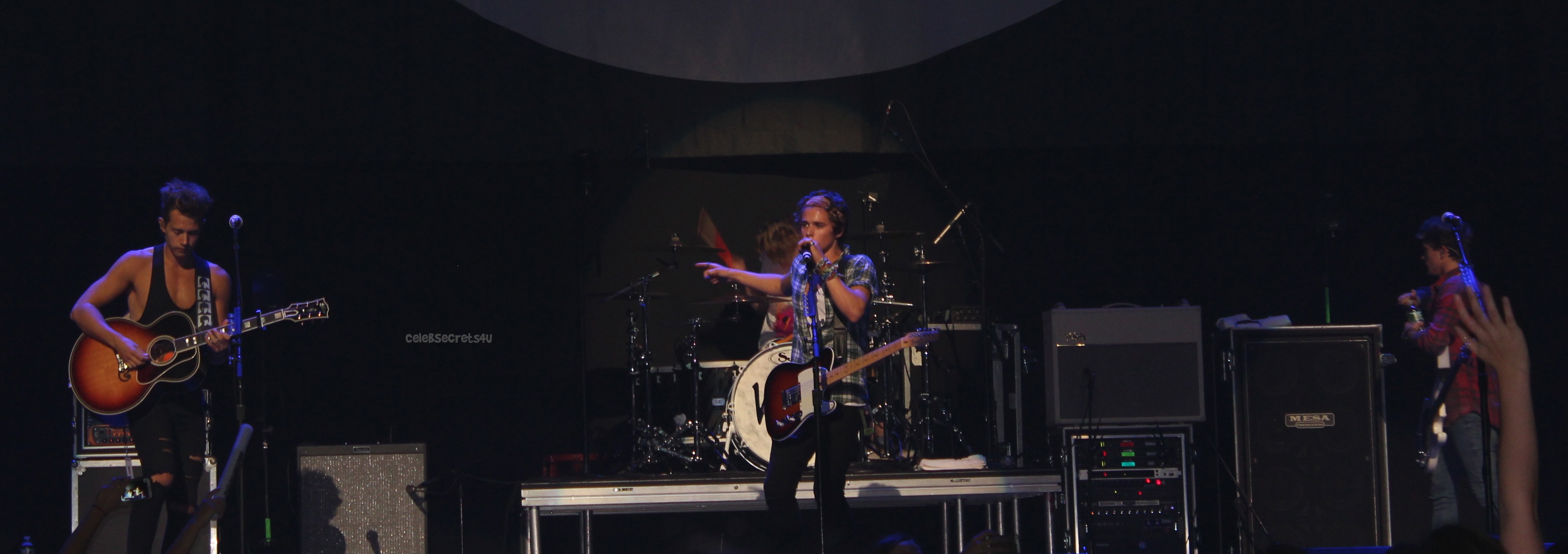 Show Review: Austin Mahone Live! Tour with The Vamps, Fifth Harmony & Shawn Mendes