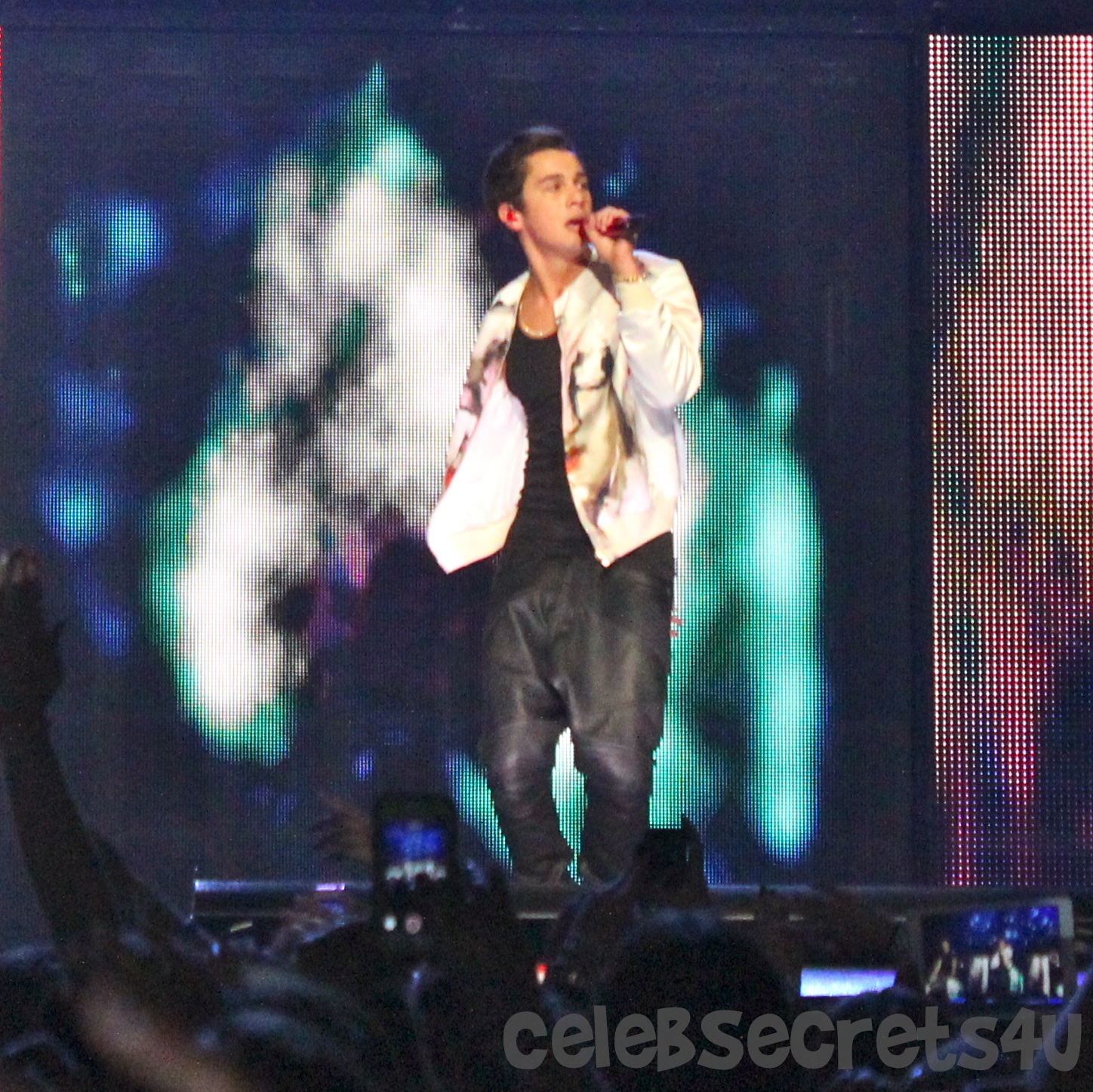 Show Review: Austin Mahone Live! Tour with The Vamps, Fifth Harmony & Shawn Mendes