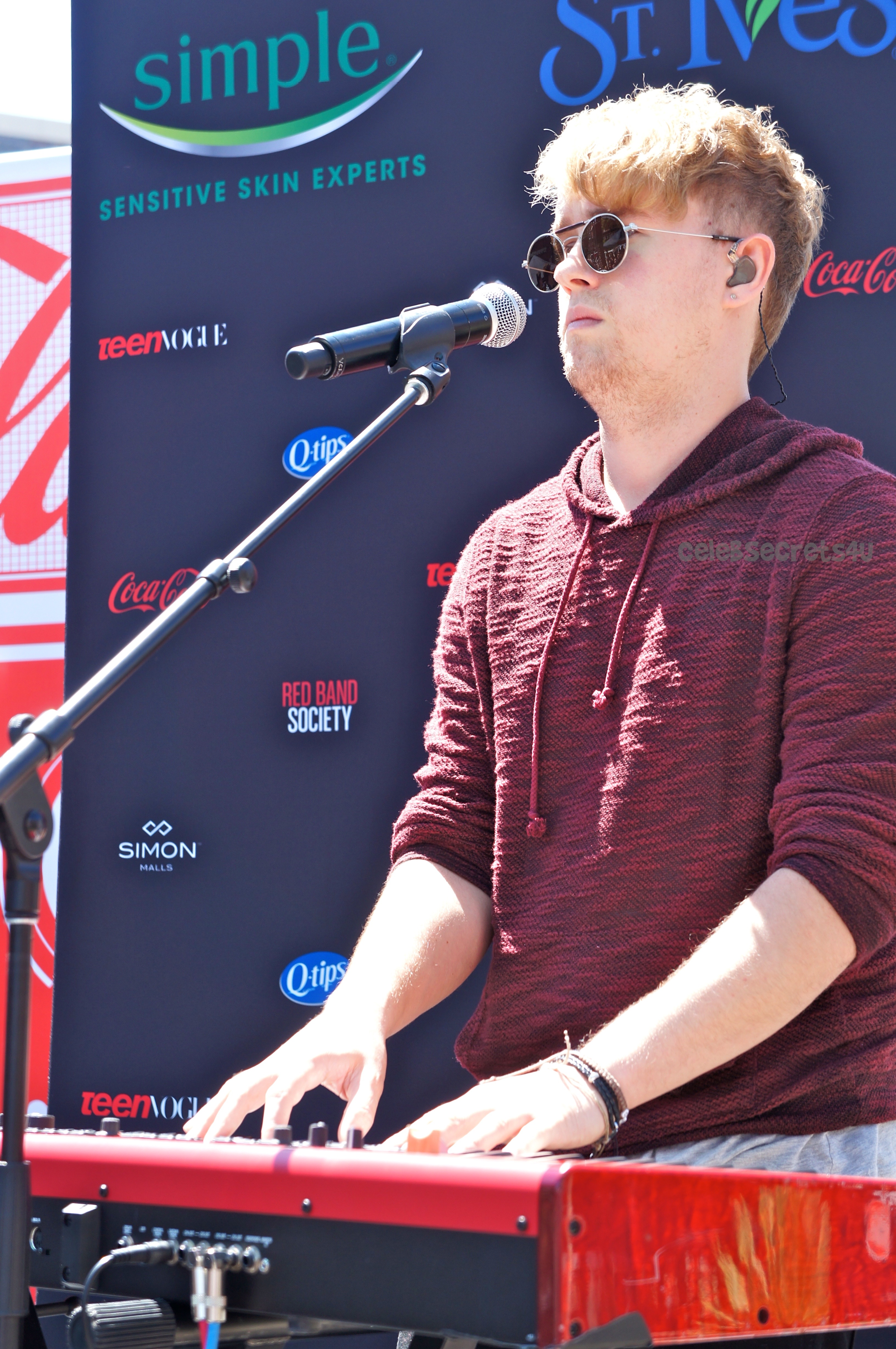 PHOTOS: Rixton Performs at the Del Amo Fashion Center for Teen Vogue’s “Back-to-School Saturday” Event
