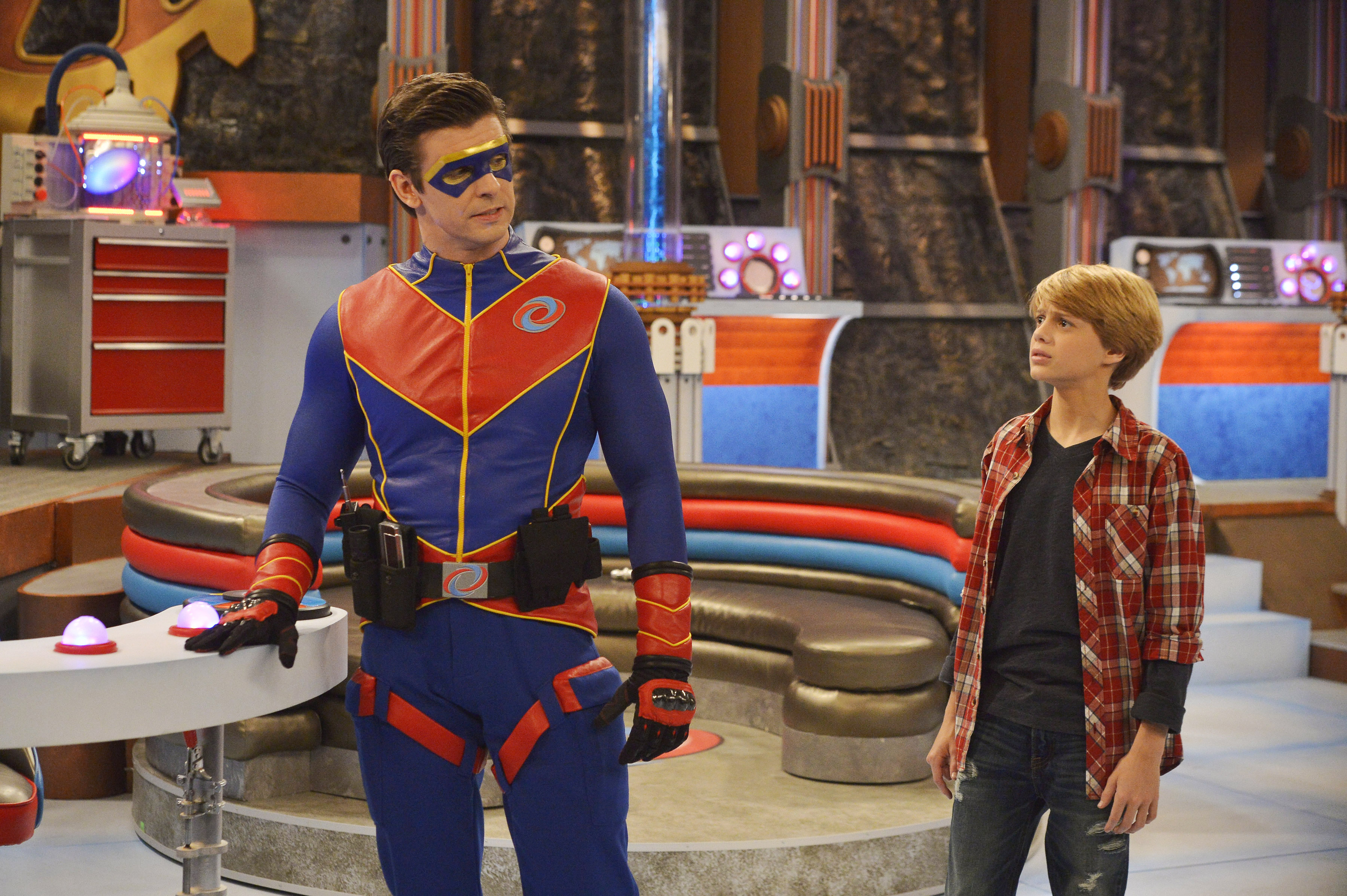 Exclusive: CelebSecrets4U Goes On Set of Nickelodeon’s “Henry Danger”