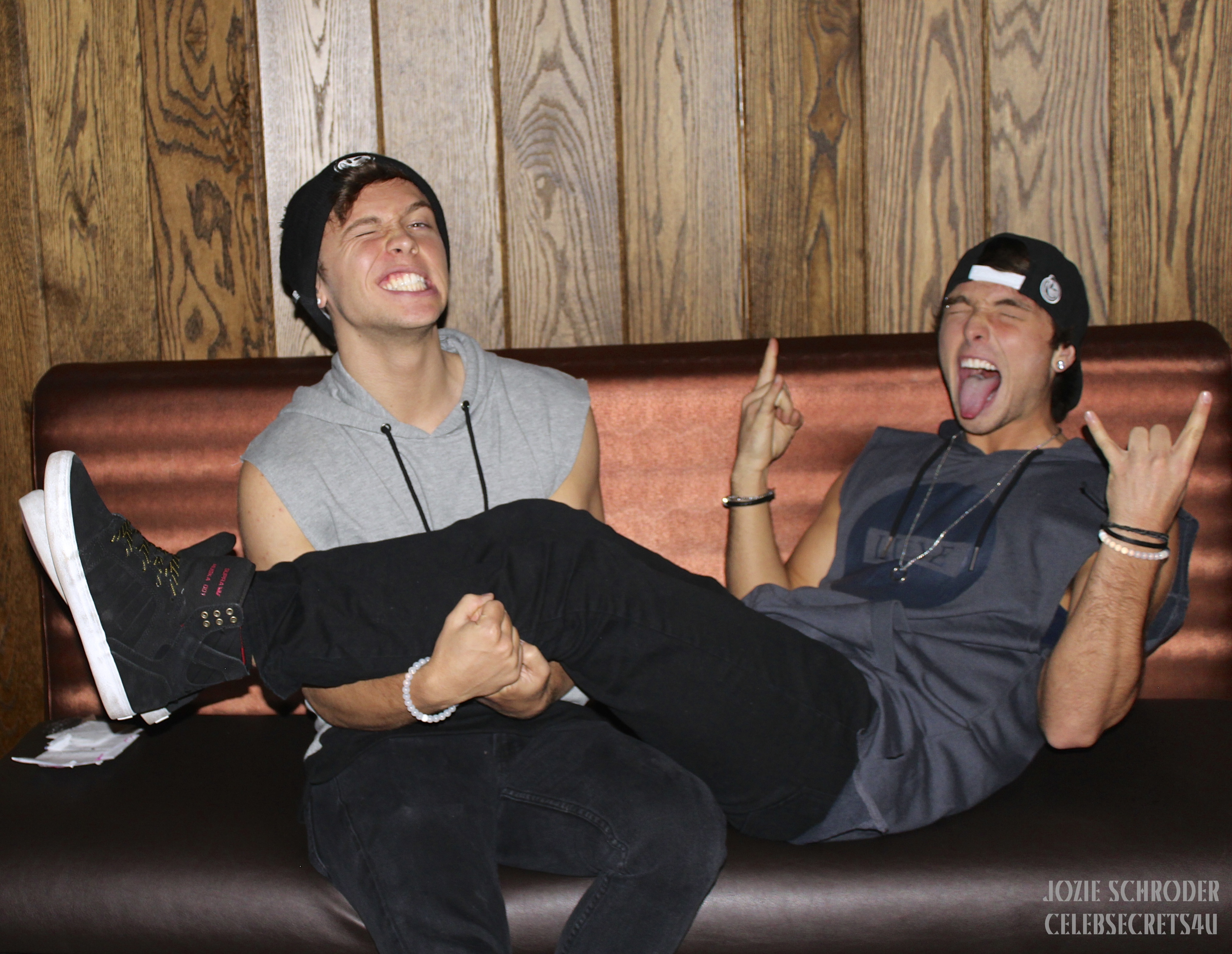 Emblem3 Talks “Forever Together” EP, Jake Miller Collab & Secrets – Watch the Video! (@EmblemThree)