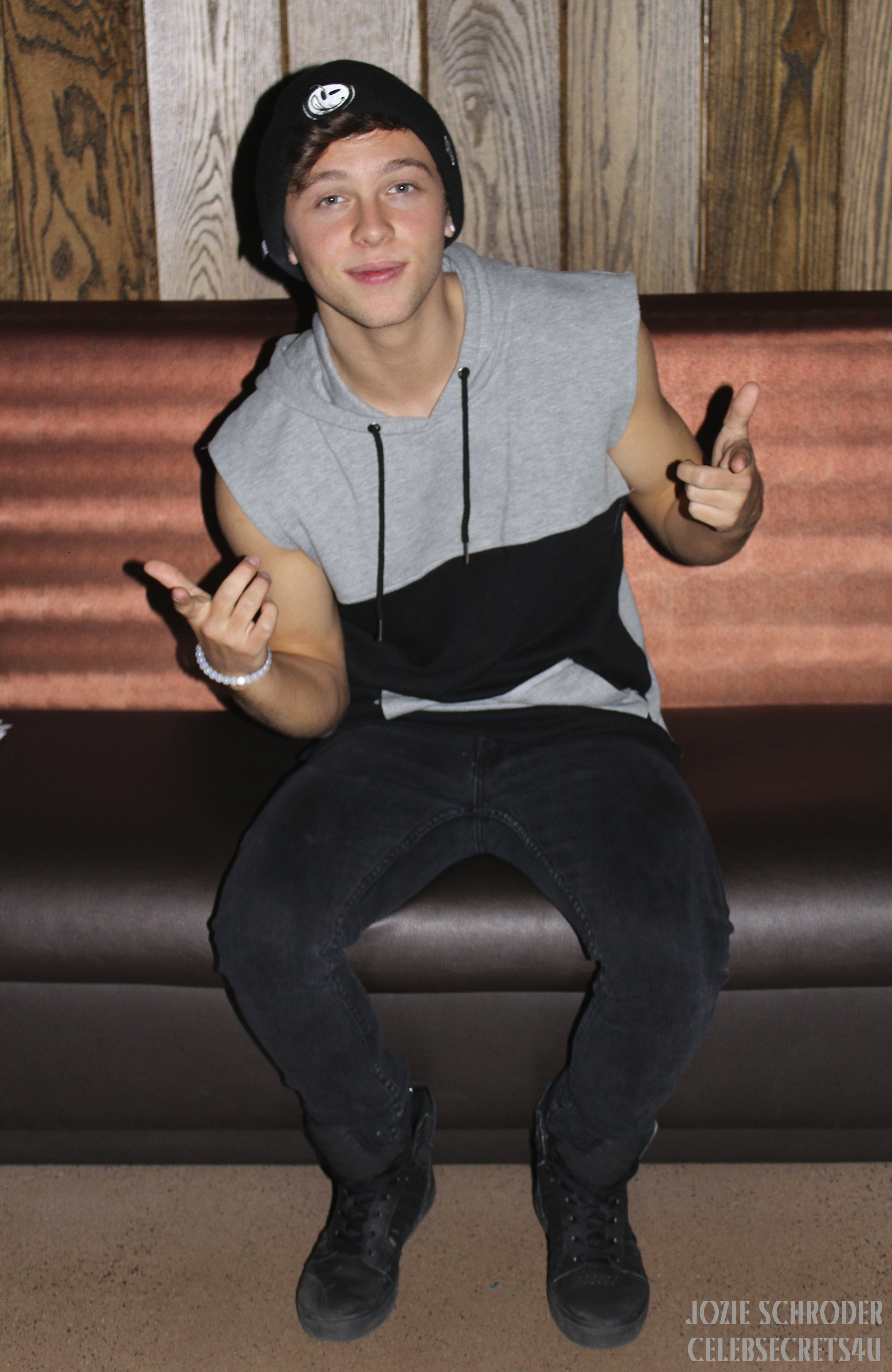 Emblem3 Talks “Forever Together” EP, Jake Miller Collab & Secrets – Watch the Video! (@EmblemThree)