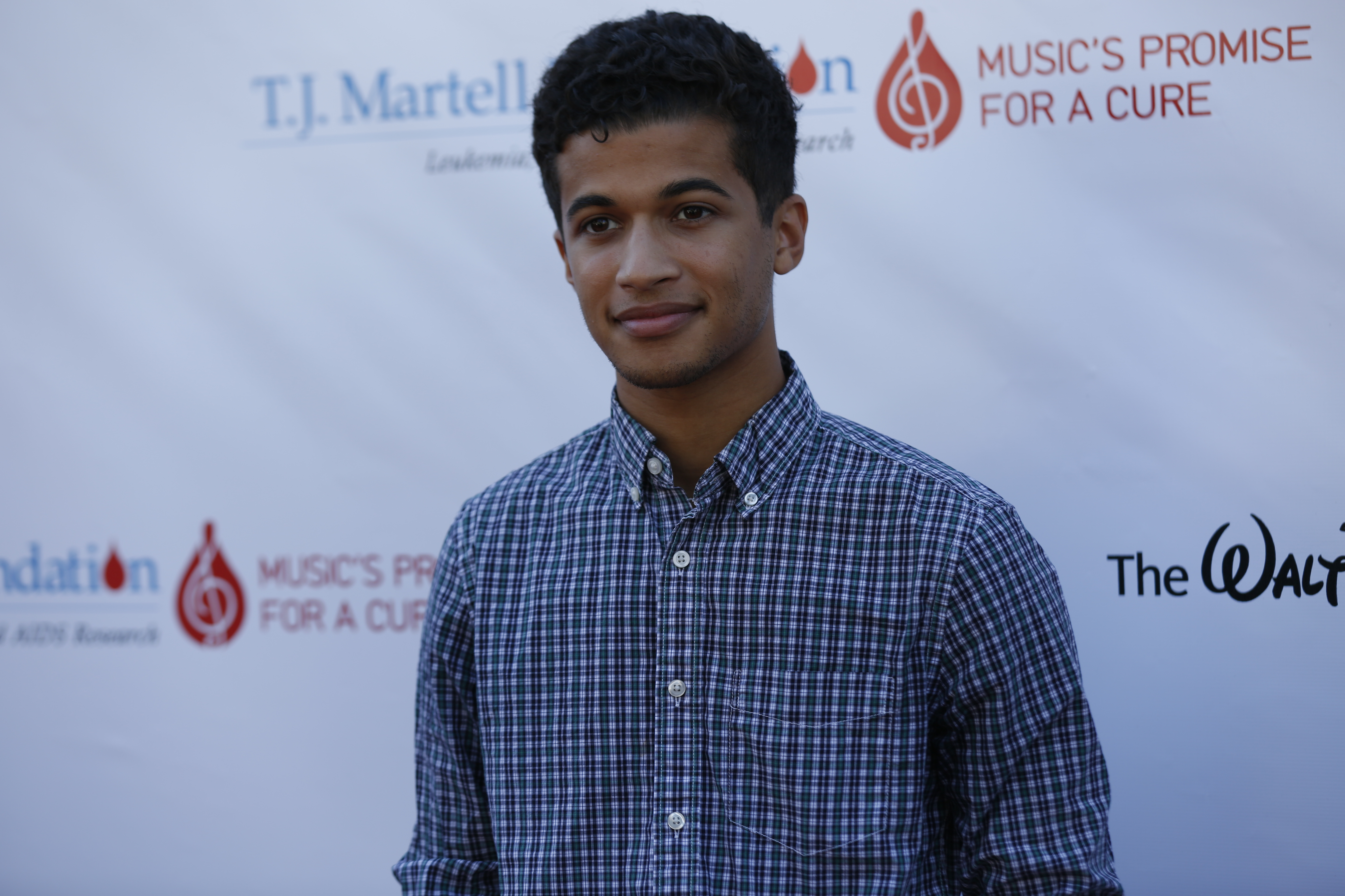 R5, Lucy Hale, Fifth Harmony & Sabrina Carpenter Perform at TJ Martell’s Family Day Los Angeles