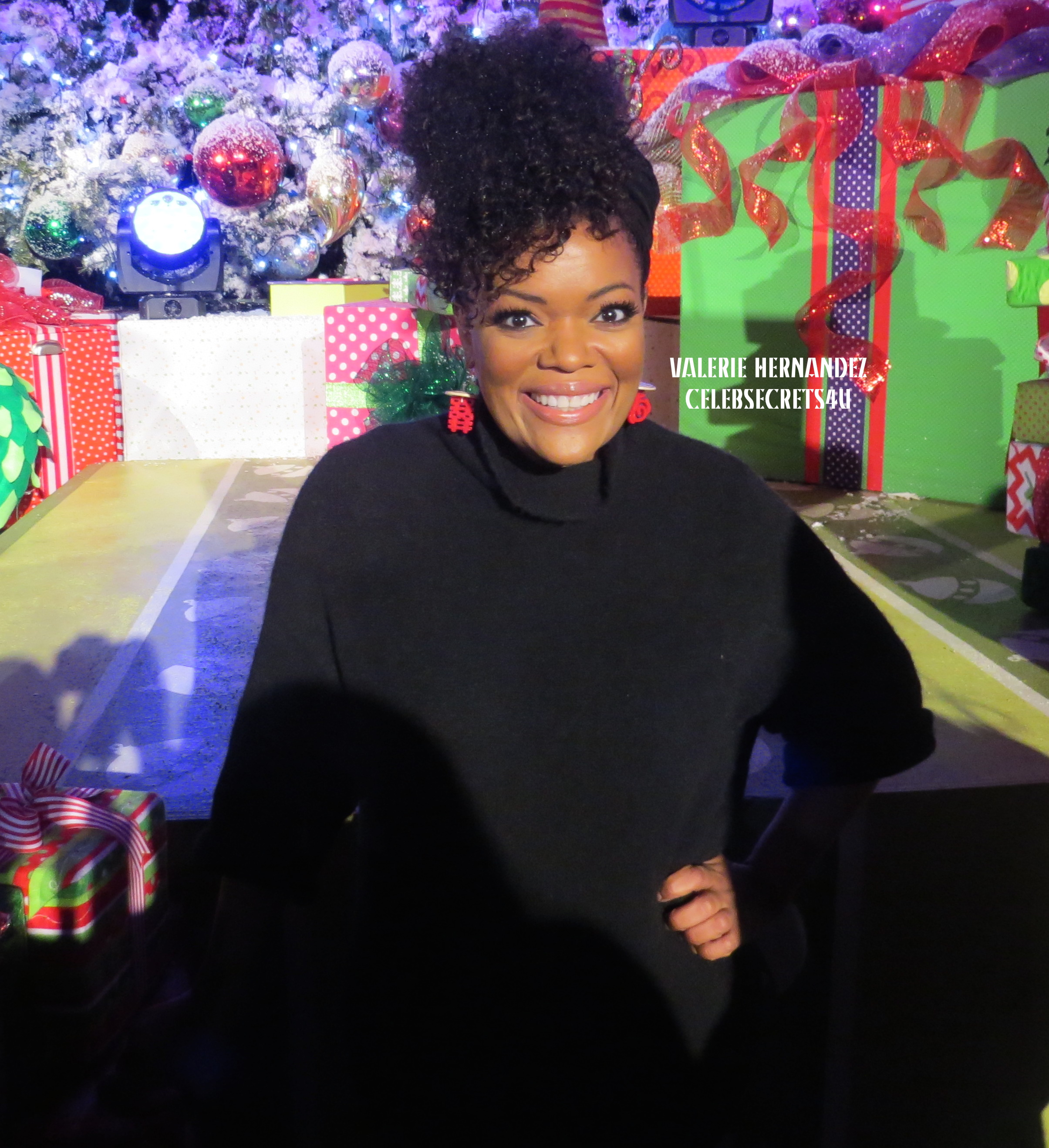 Exclusive: CS4U Attends Grinchmas Tree Lighting! (@unistudios)