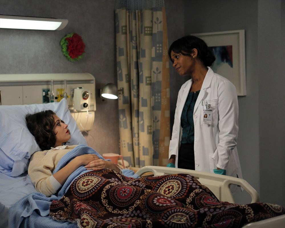 Italia Ricci Talks “Chasing Life” Christmas Special Airing Tonight – Read the Q&A!