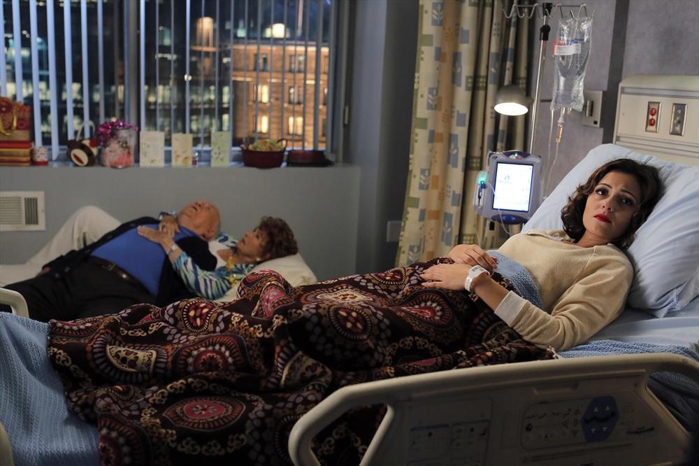 Italia Ricci Talks “Chasing Life” Christmas Special Airing Tonight – Read the Q&A!