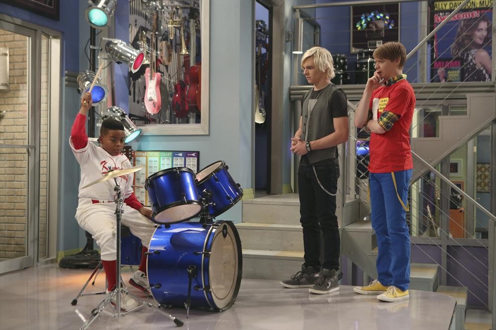 New Episode of Austin & Ally Tonight! – Check out the Pics!