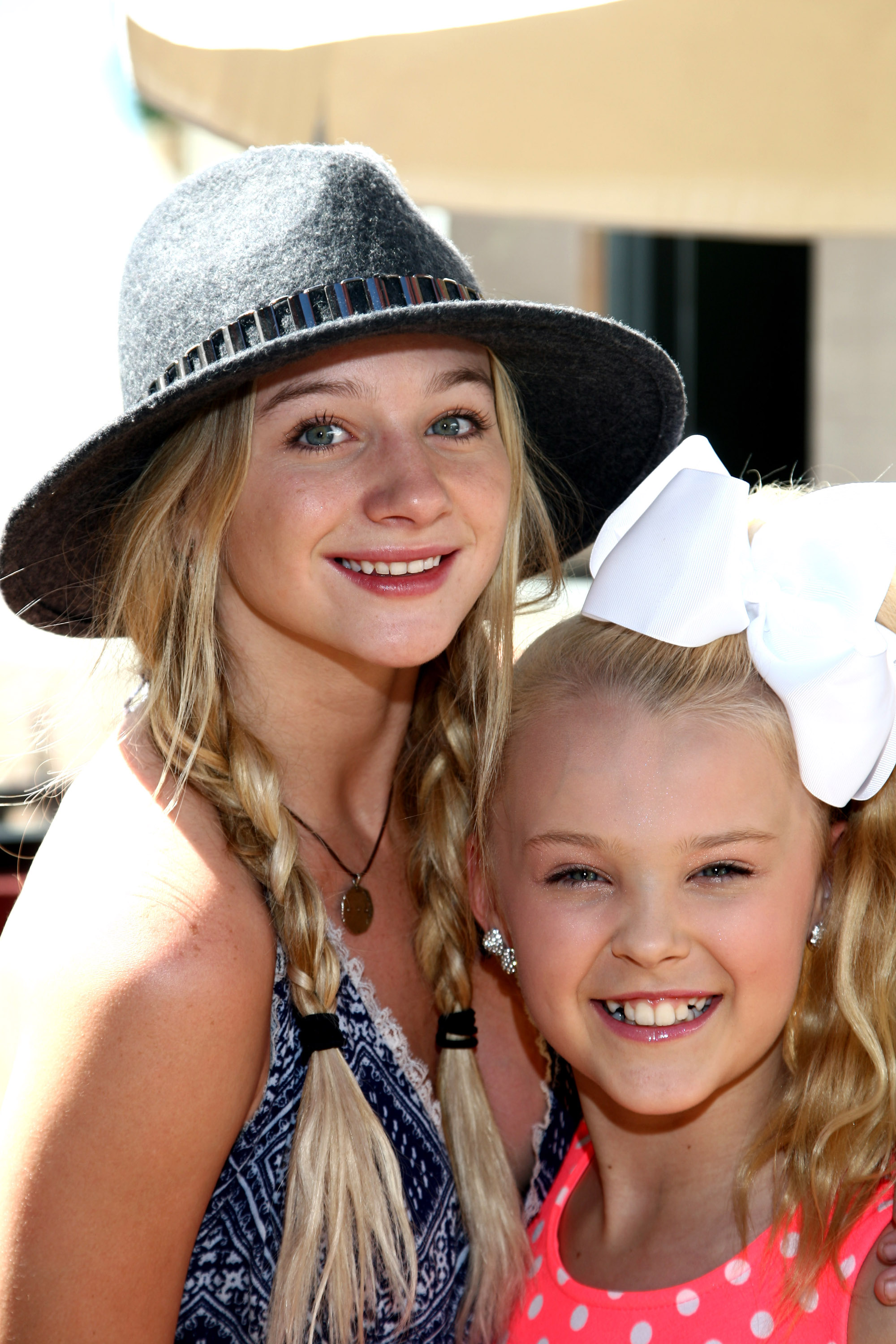 CelebSecrets4U Checks Out GBK Productions’ Kids’ Choice Awards Gift Lounge (@GBK_Productions)