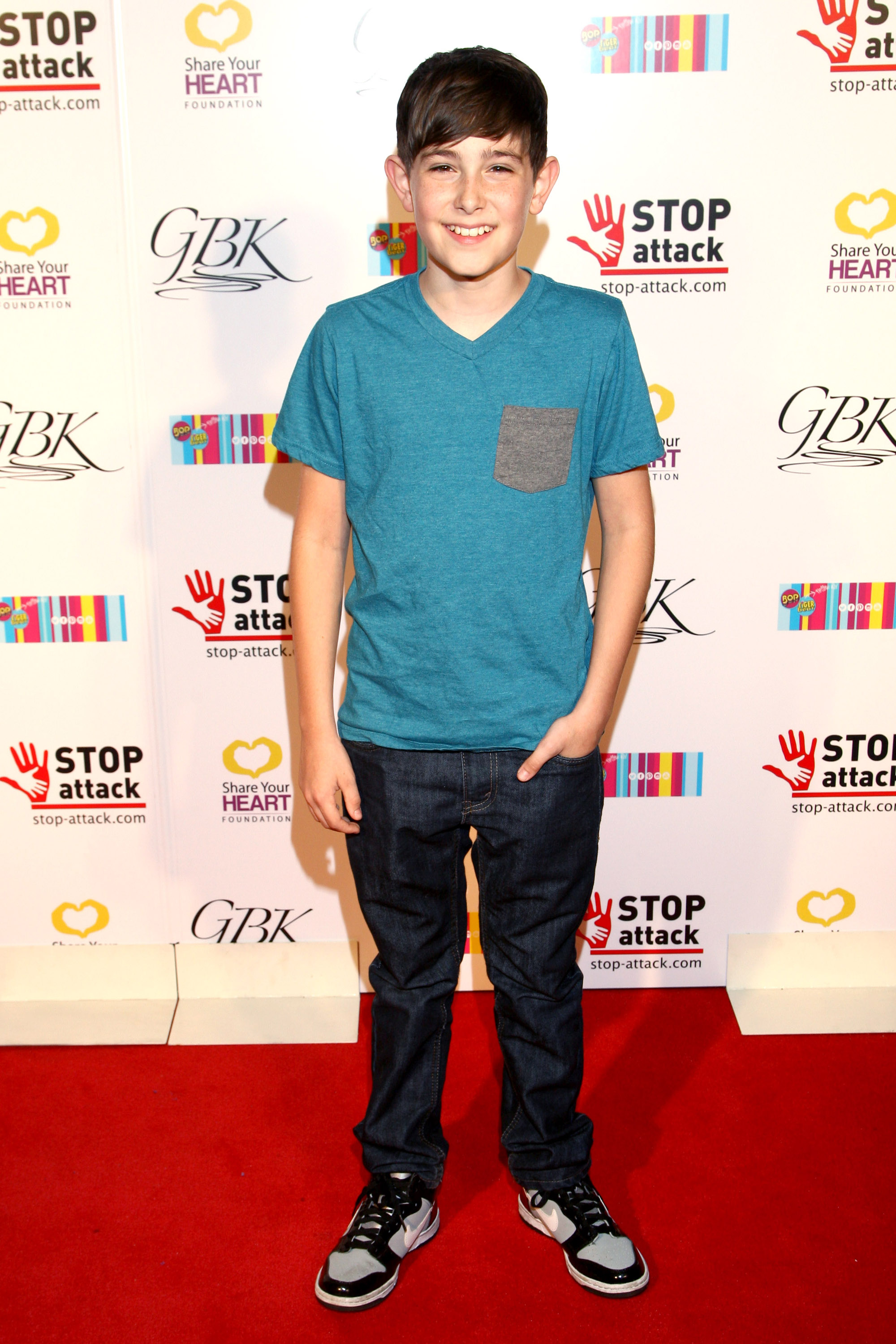 CelebSecrets4U Checks Out GBK Productions’ Kids’ Choice Awards Gift Lounge (@GBK_Productions)