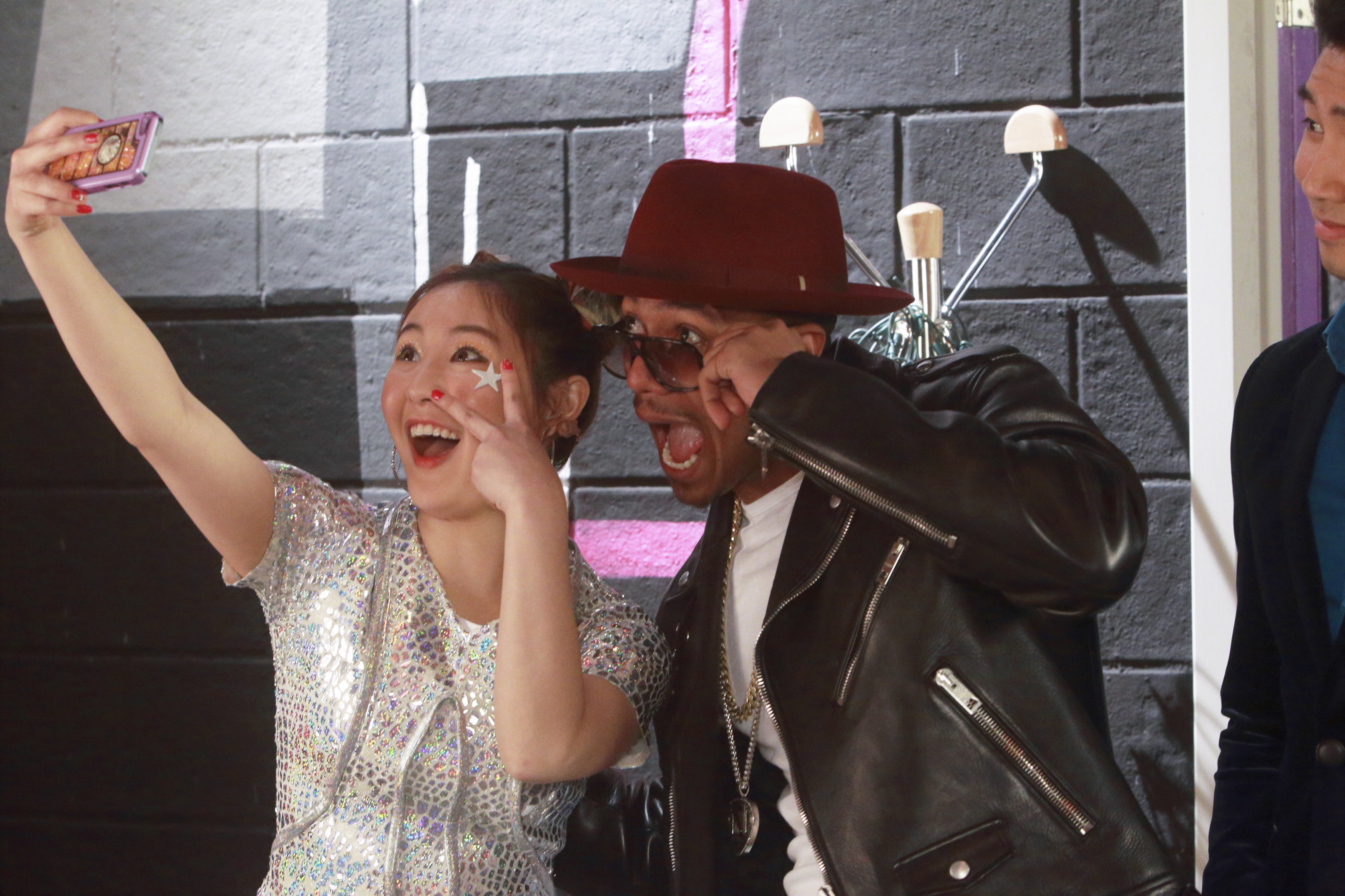 CS4U Goes On Set of Nickelodeon’s “Make It Pop” – Watch the Video! (@MakeItPop_TV)