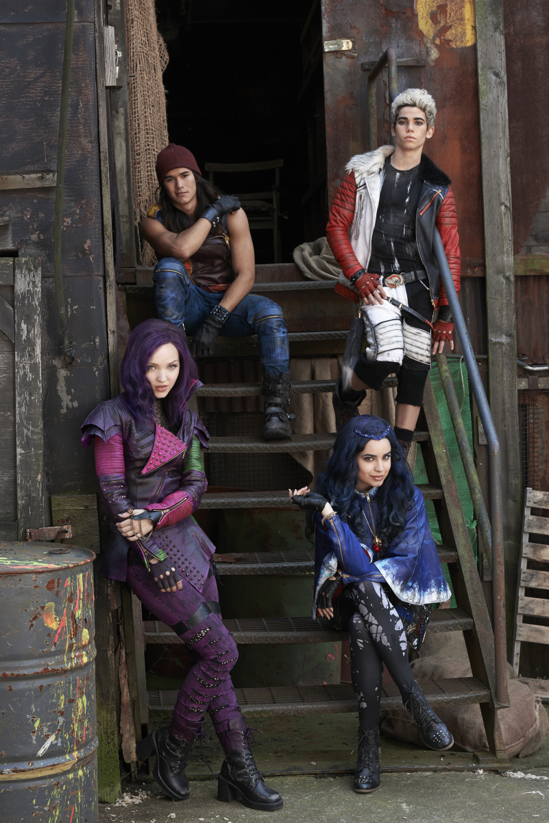 Disney’s “Descendants” Gets a Premiere Date! (@DisneyChannel)