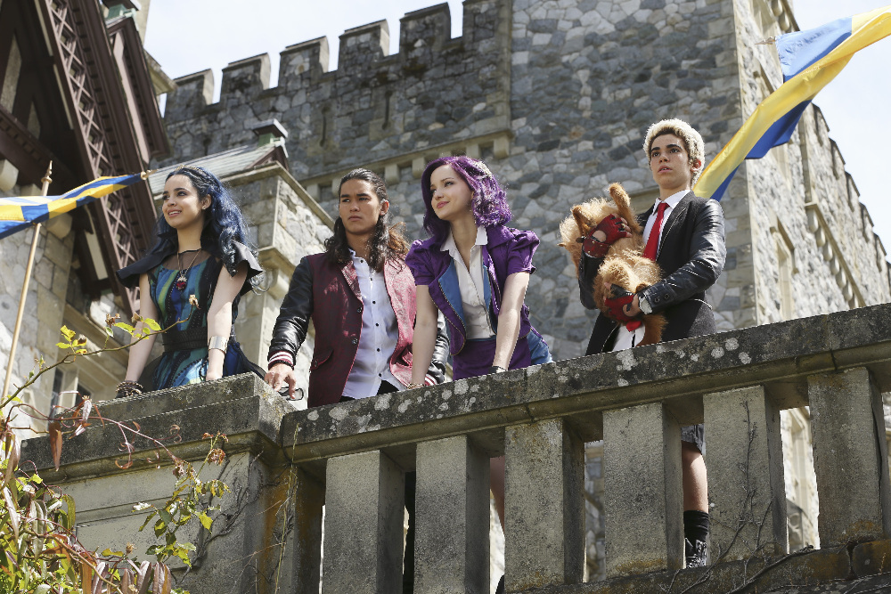 Disney’s “Descendants” Gets a Premiere Date! (@DisneyChannel)