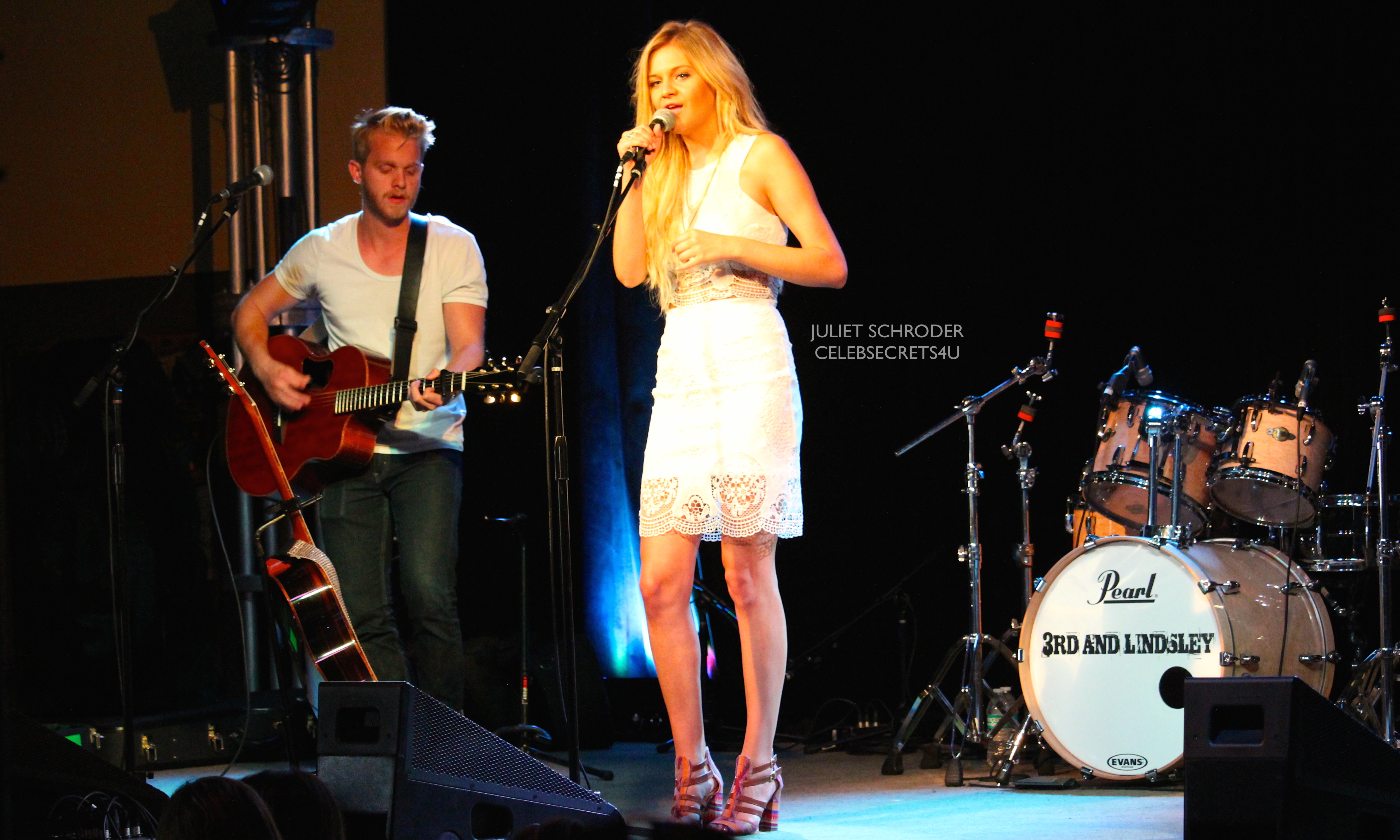 Kelsea Ballerini Hosts Fan Club Party at 3rd and Lindsley During CMA Fest – Watch the Videos! (@kelseaballerini)