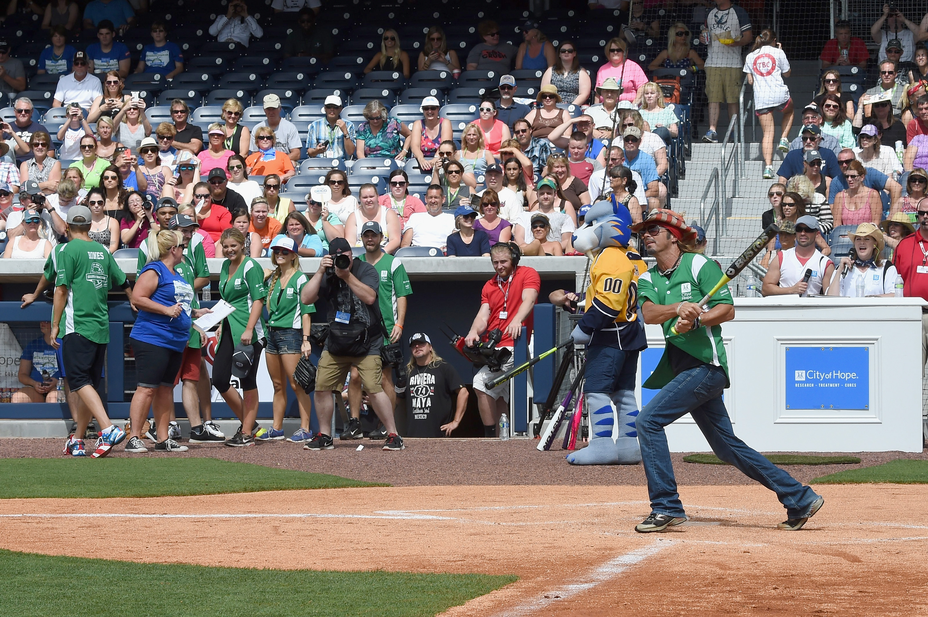 Bret Michaels, Love And Theft, Lauren Alaina & More Hit the Field for the 25th Annual City of Hope Celebrity  Softball Game