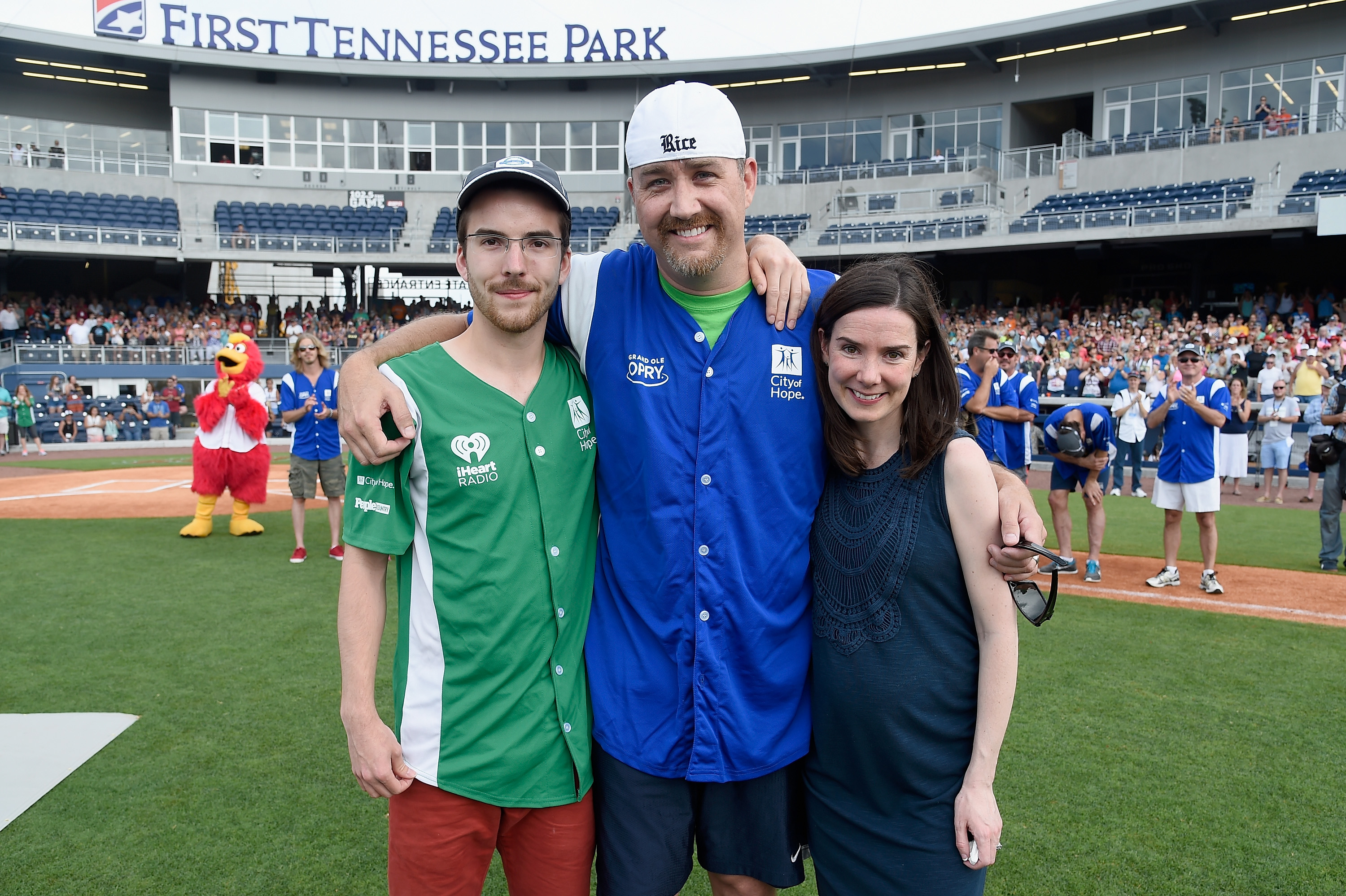 Bret Michaels, Love And Theft, Lauren Alaina & More Hit the Field for the 25th Annual City of Hope Celebrity  Softball Game