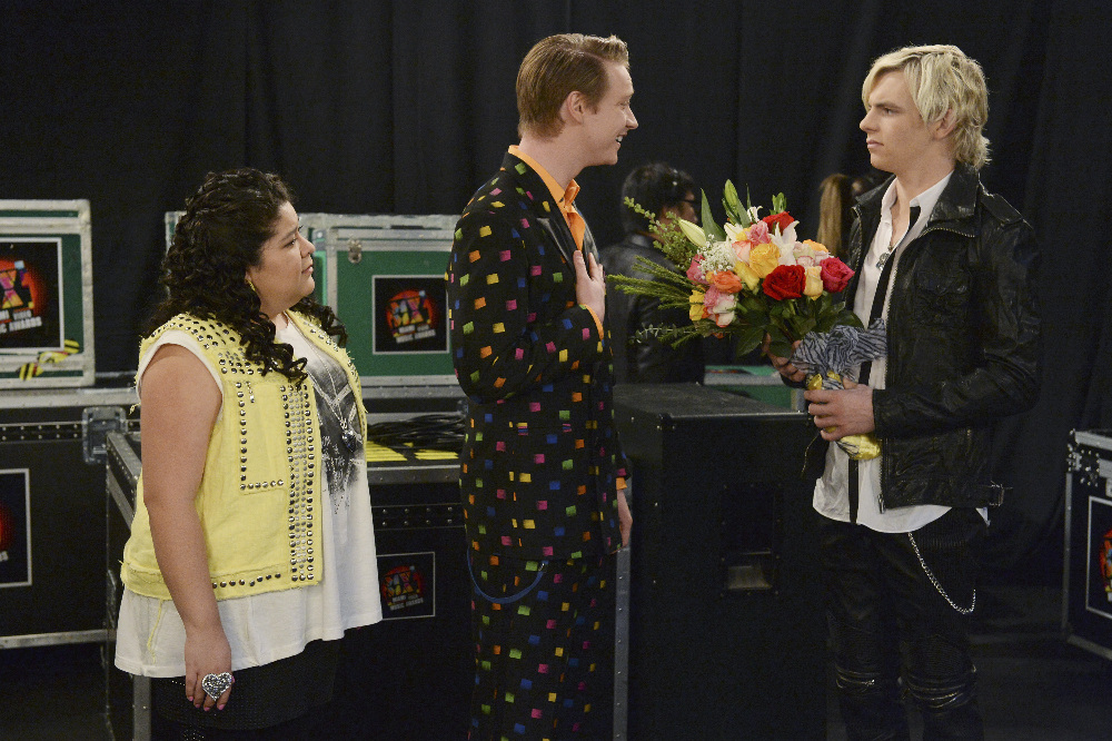 Becky G to Guest Star on “Austin & Ally” Tonight – Watch a Clip! (@iambeckyg)
